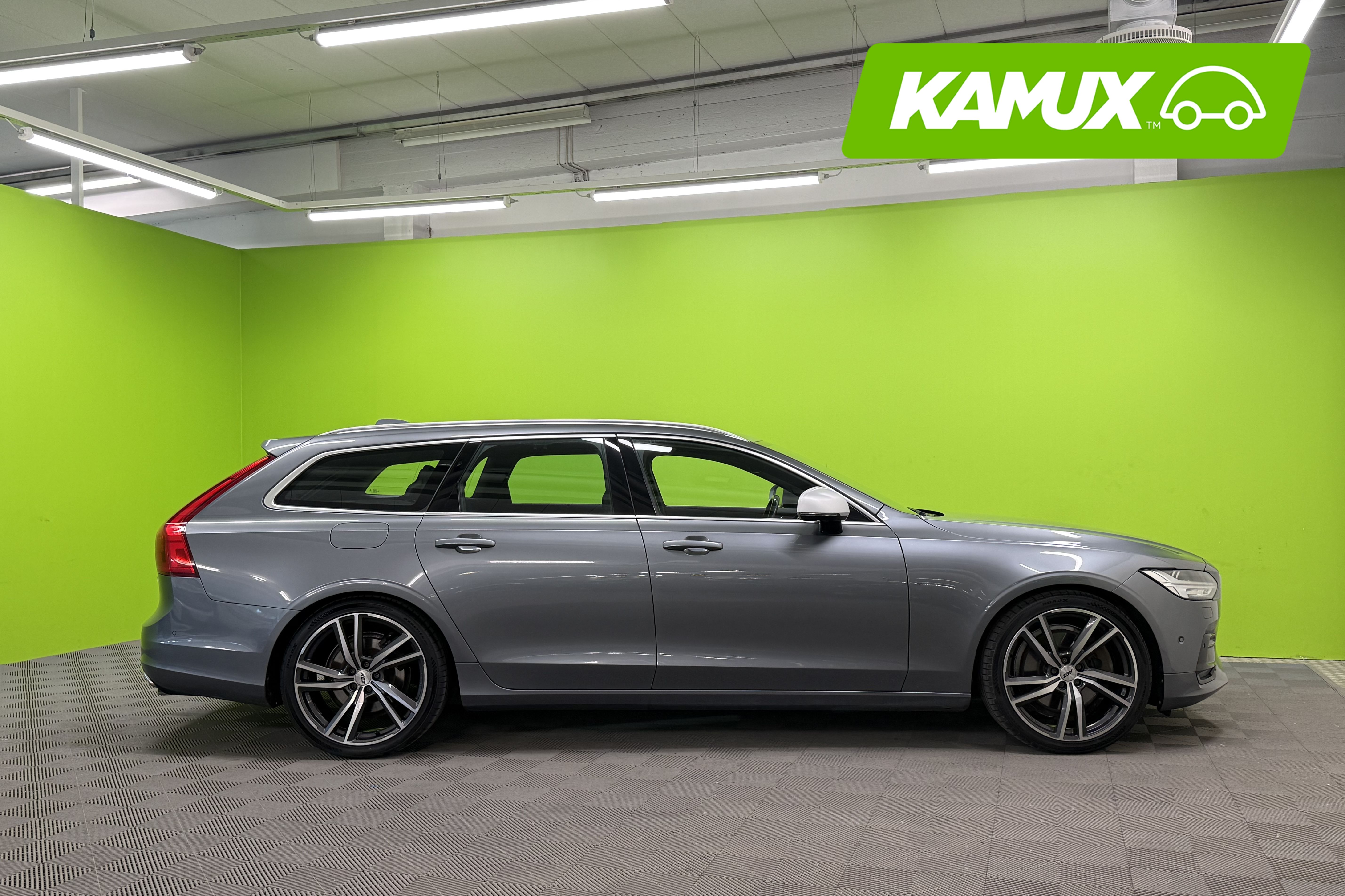 Volvo V90 D5 AWD Business R-Design aut 2017, kuva 2/38