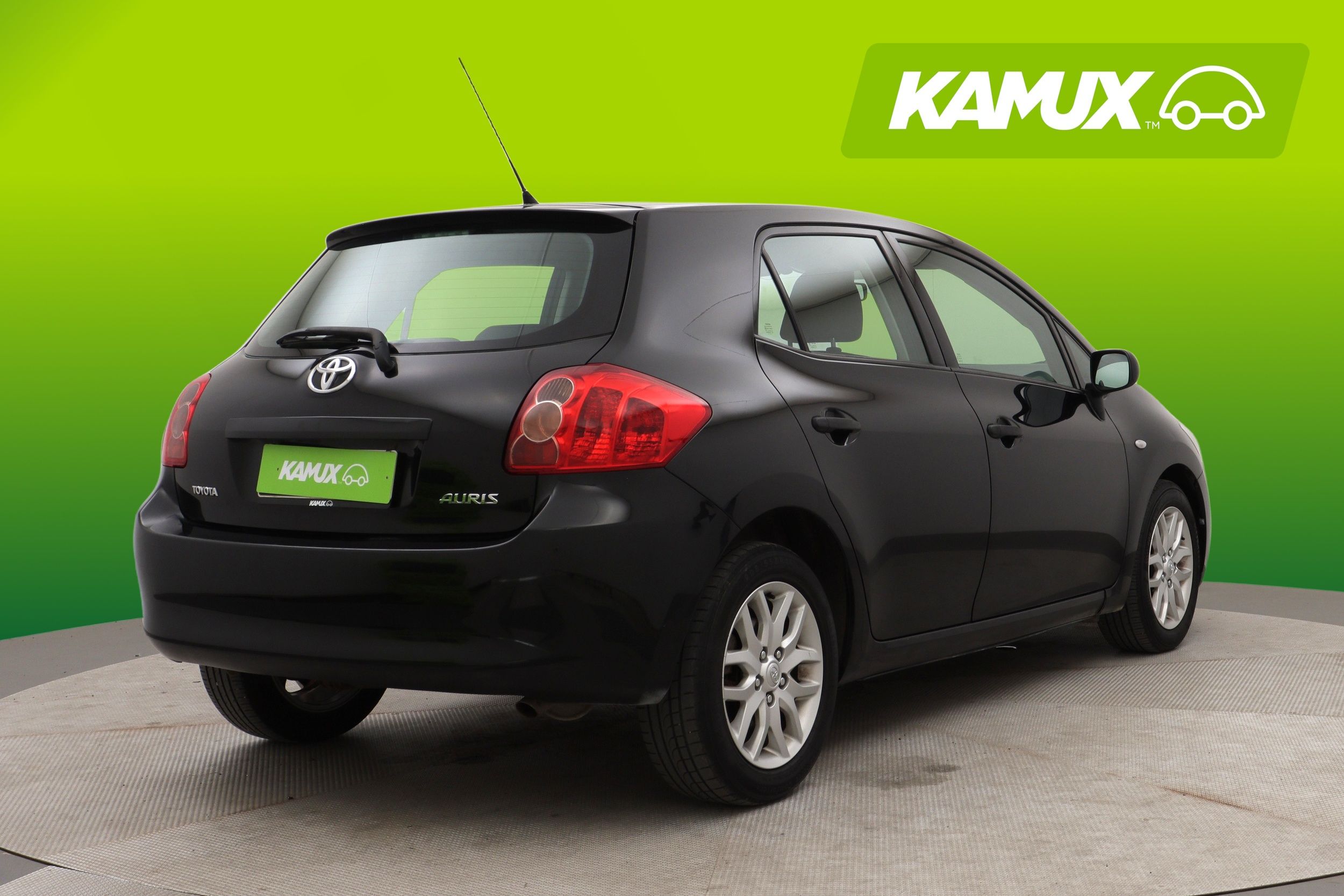 Toyota Auris 1,4 VVT-i Linea Terra 5ov 2008, kuva 3/24