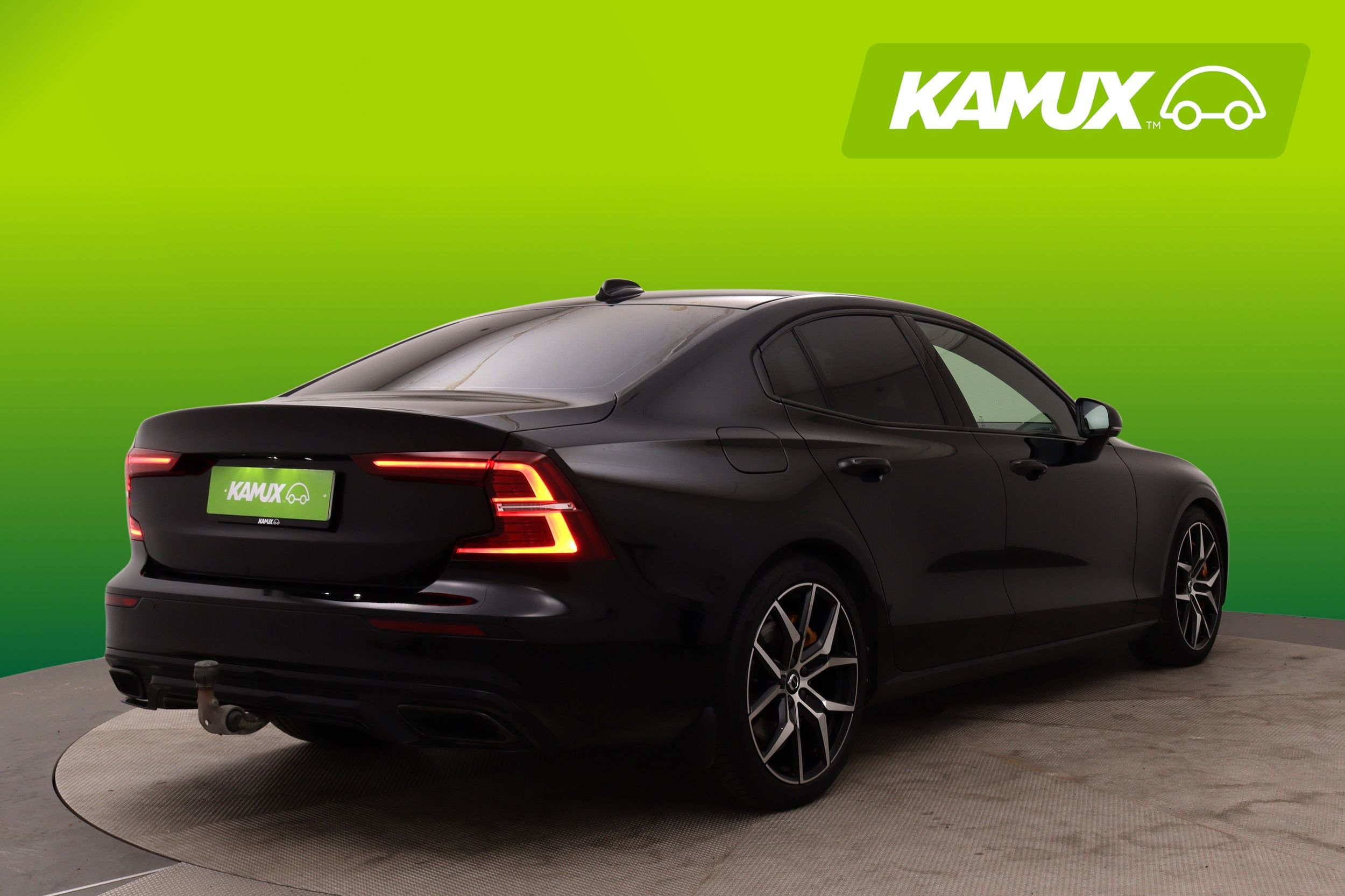Volvo S60 2020, photo 3/30