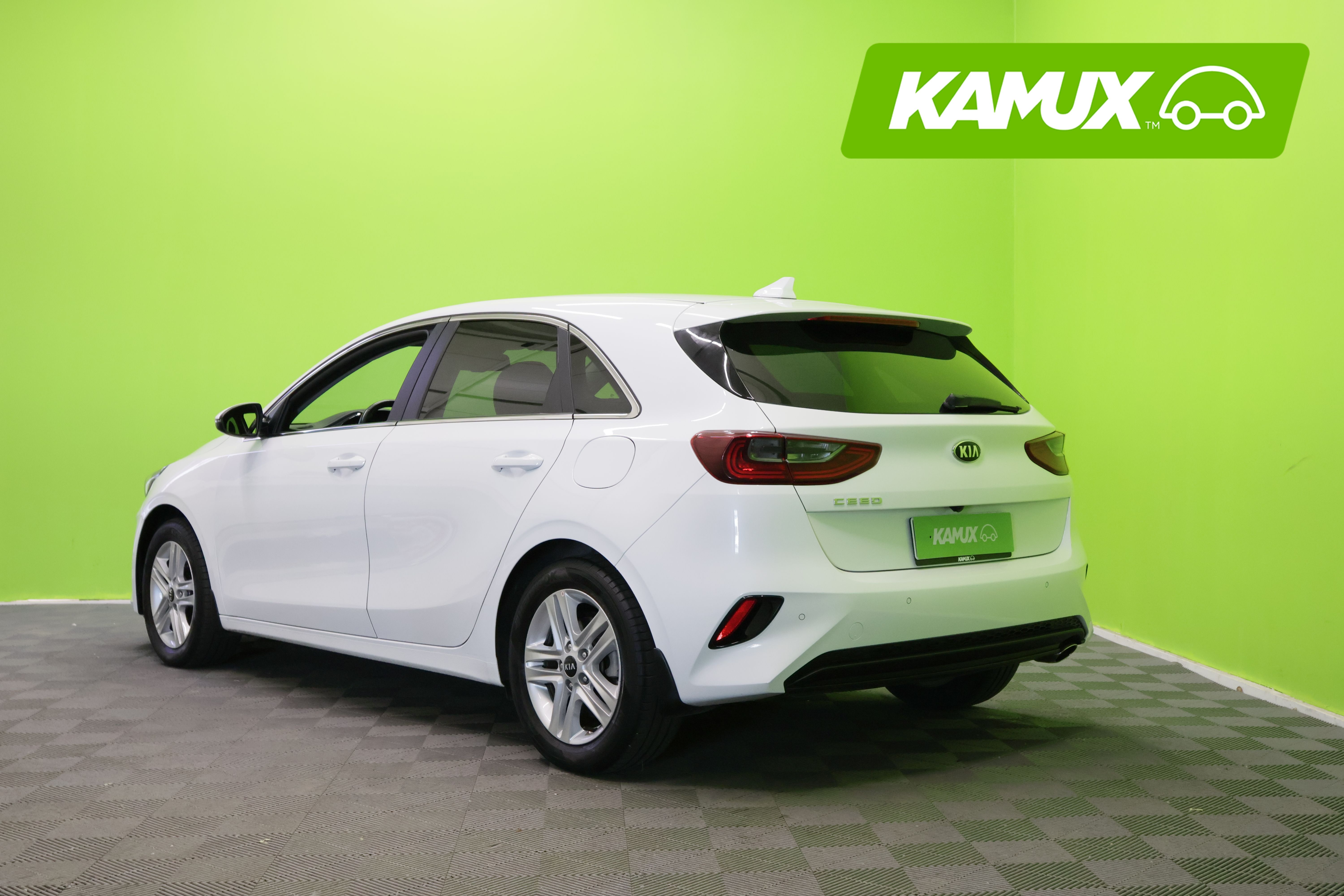 Kia Ceed 1,5 T-GDI 160hv A 2021, kuva 6/23