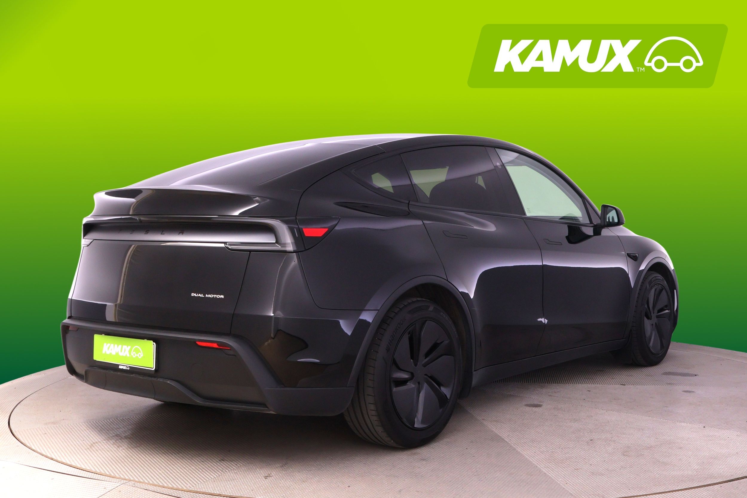 Tesla Model Y Long Range 2025, kuva 2/26