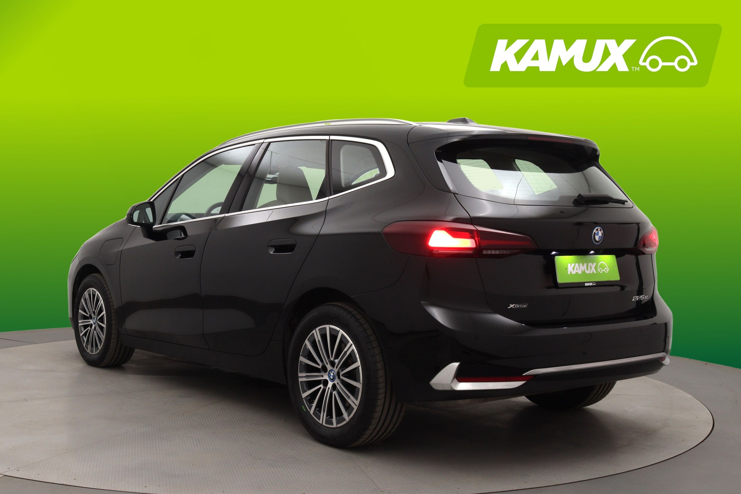 BMW 225 Active Tourer xDrive Luxury Line 2023, kuva 4/37
