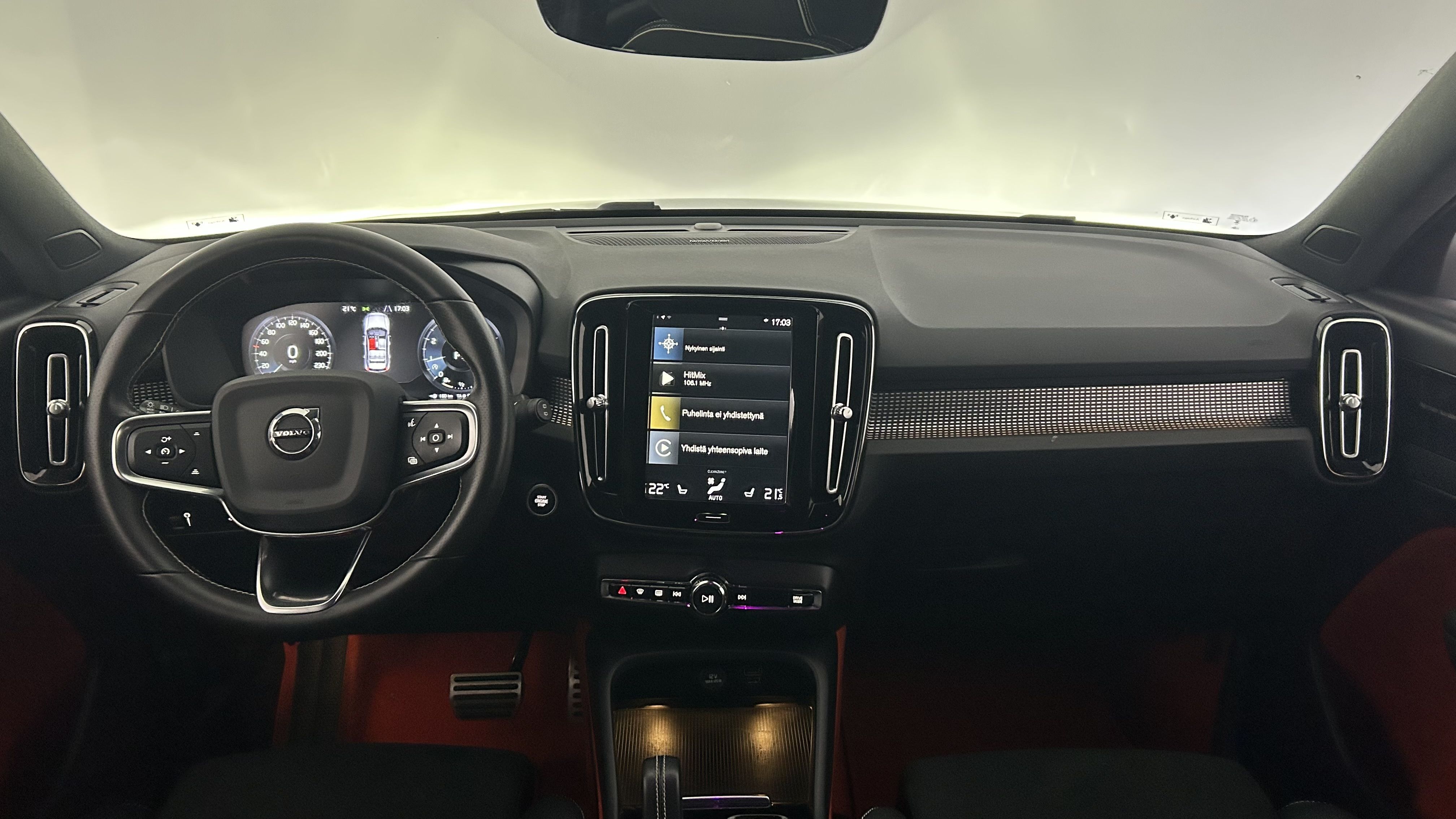 Volvo XC40 T3 Business R-Design Aut. 2021, photo 7/29