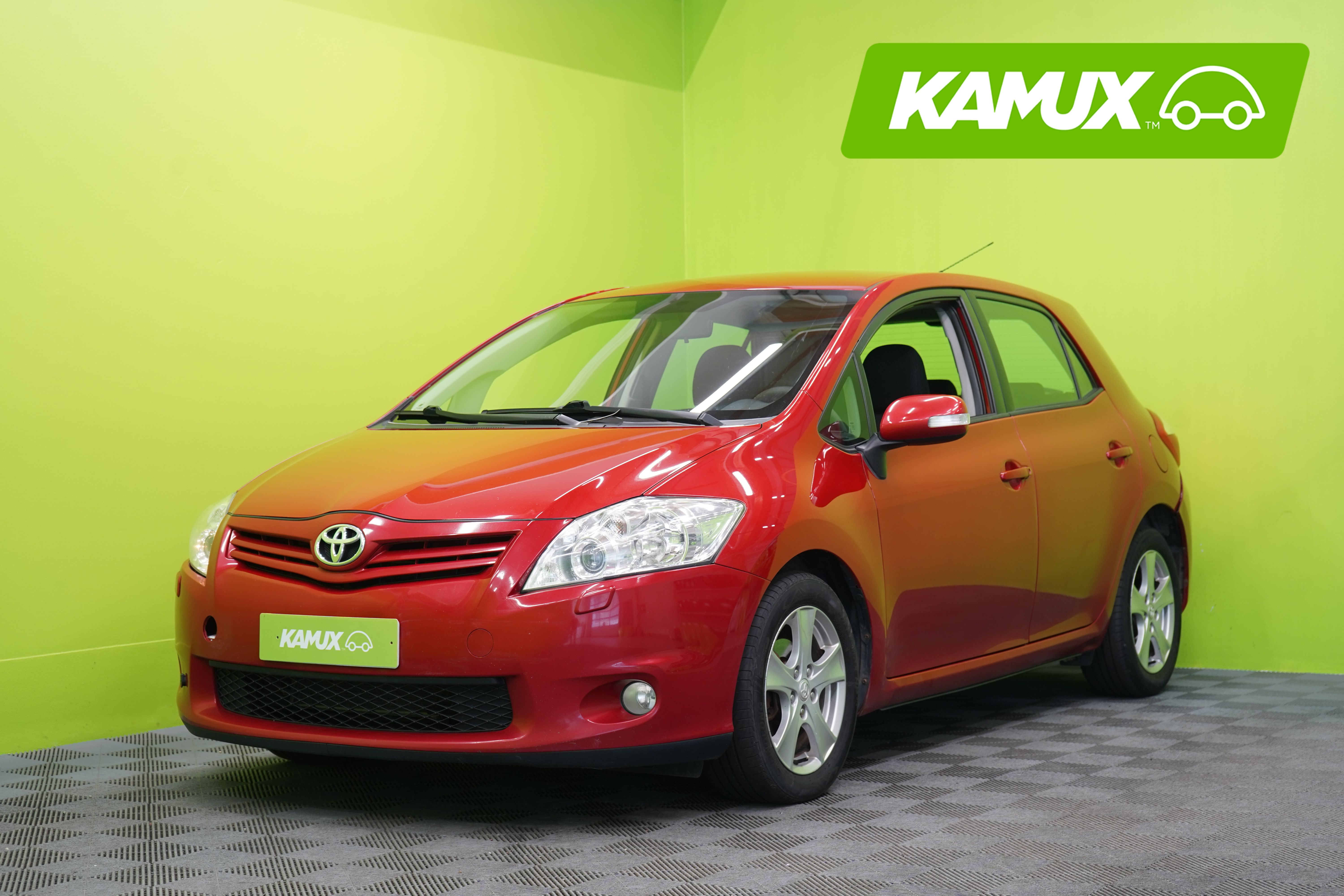 Toyota Auris 2012, kuva 5/24