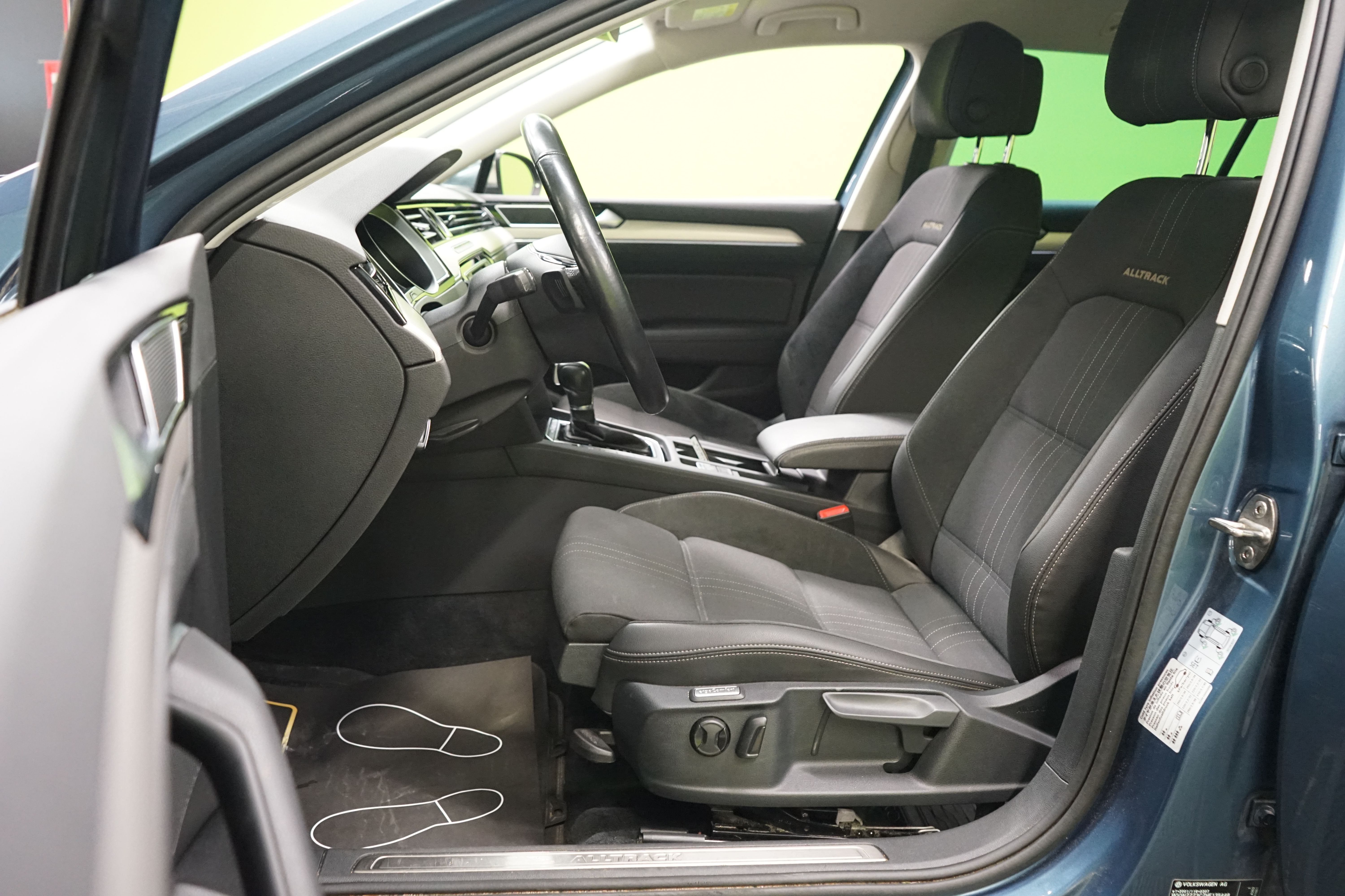 Volkswagen Passat 2017, kuva 6/23