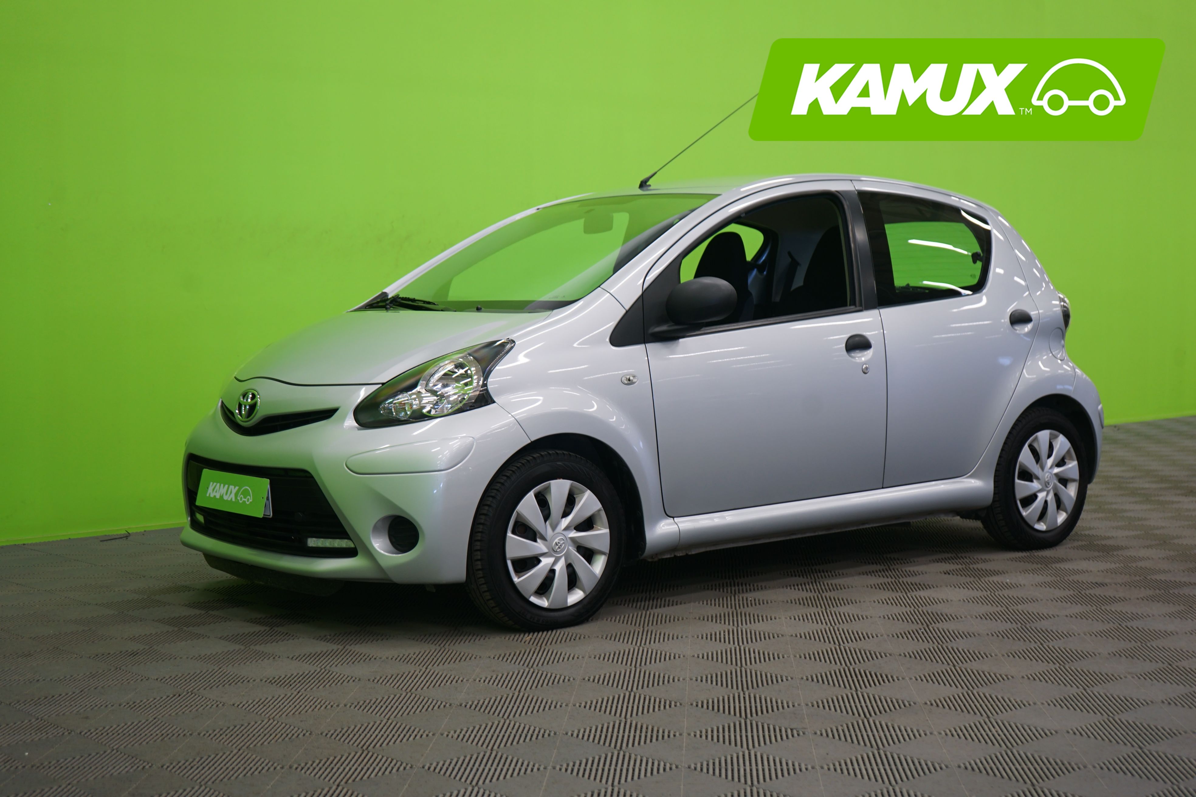 Toyota Aygo 1,0 VVT-i Active 5ov 2013, photo 5/15
