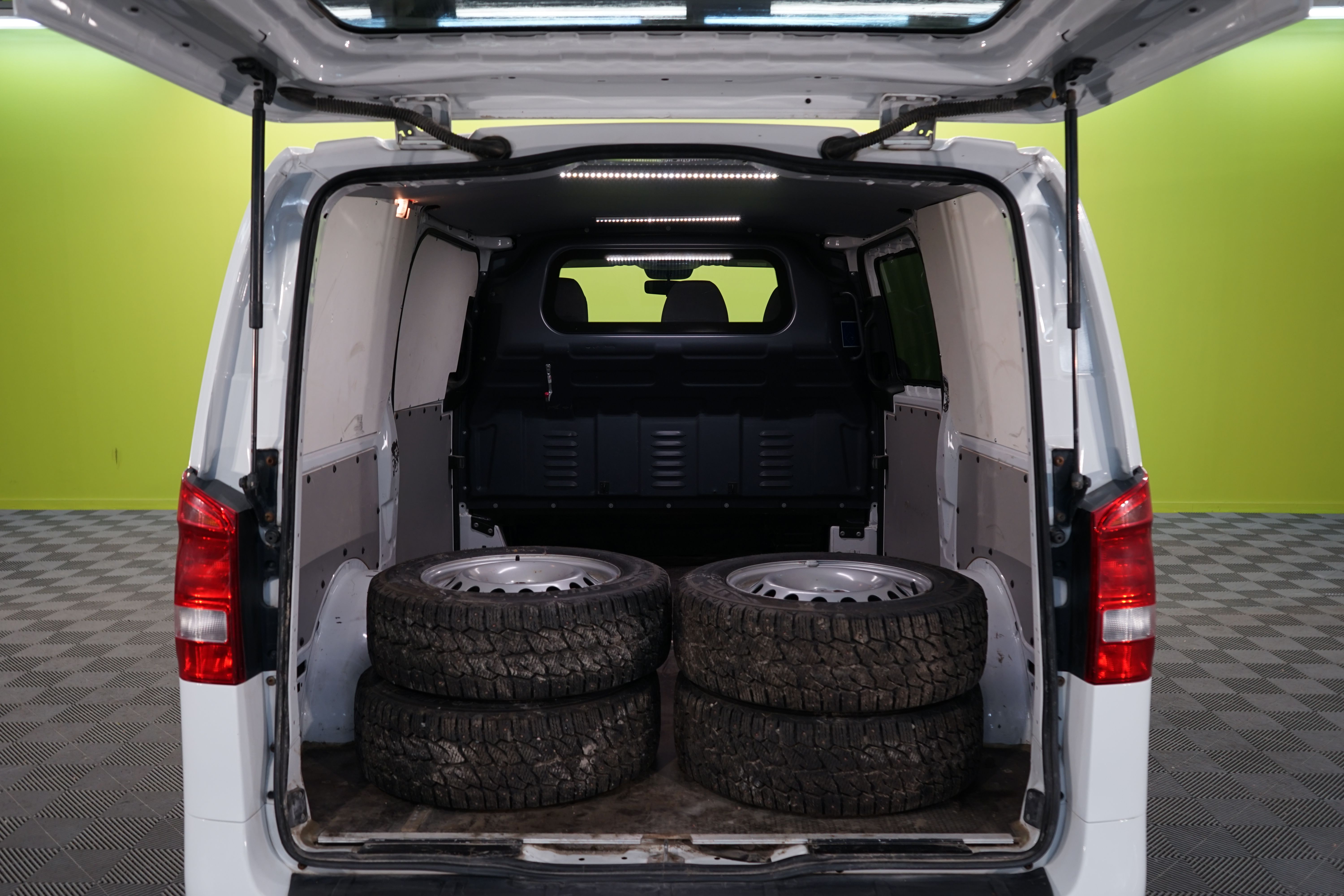 Mercedes-Benz Vito 2017, kuva 5/13