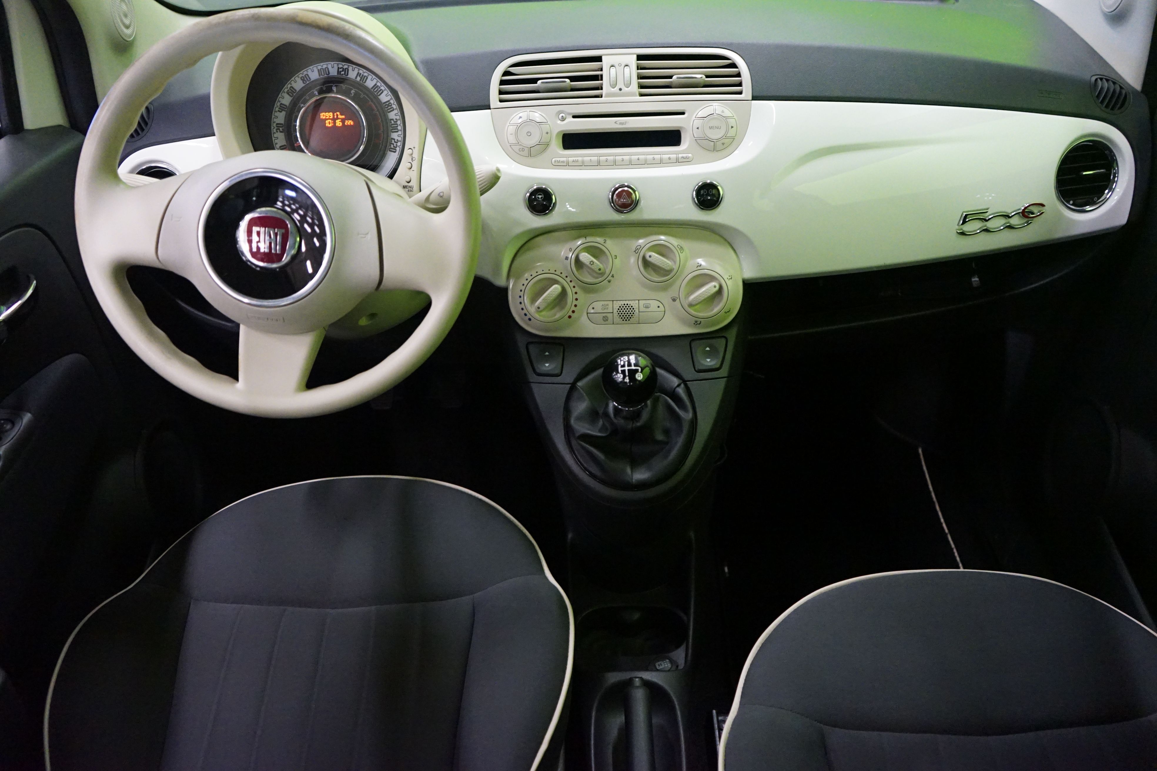 Fiat 500C 2011, kuva 6/17