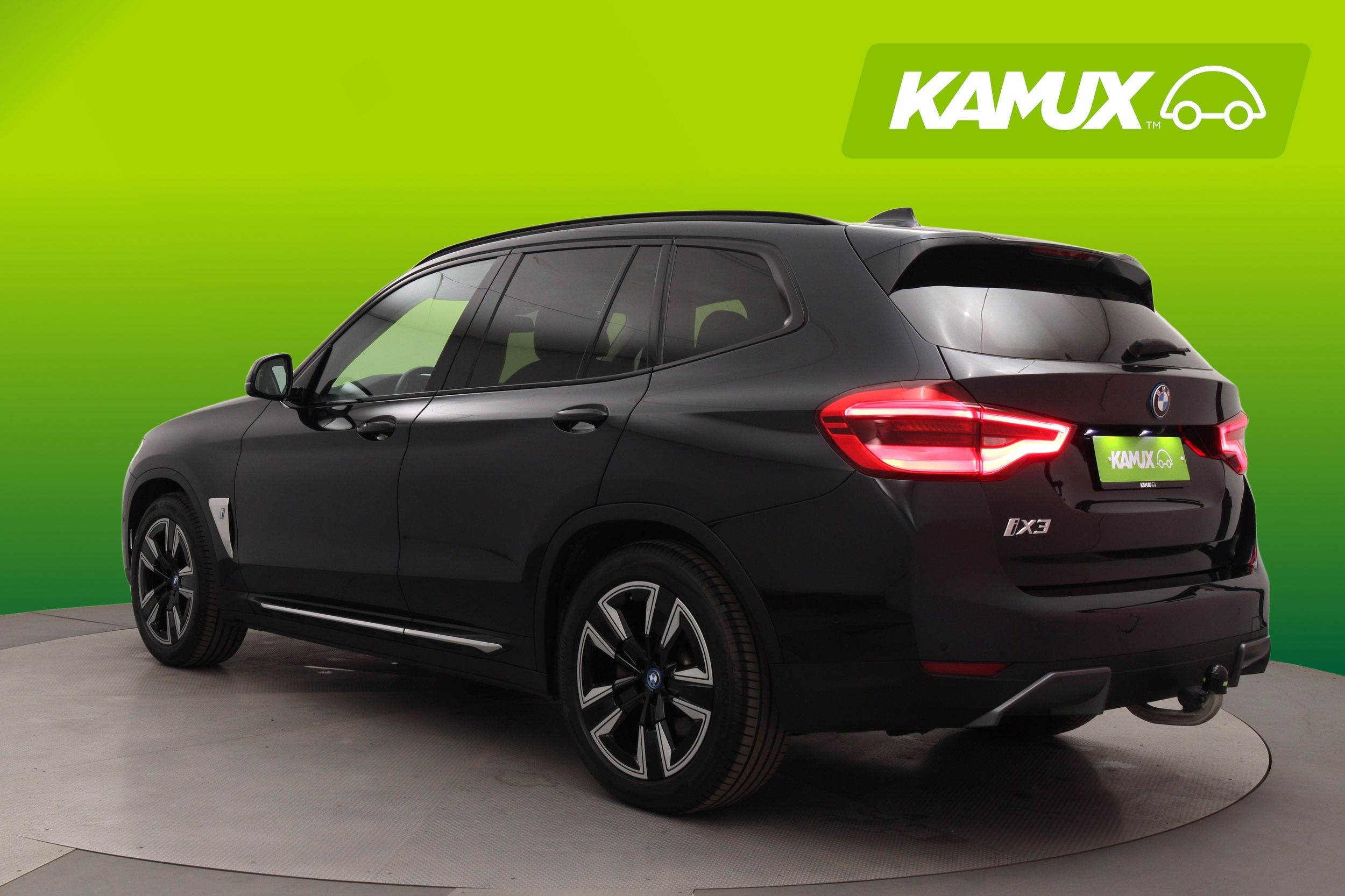 BMW iX3 G08 Charged 2021, photo 4/45