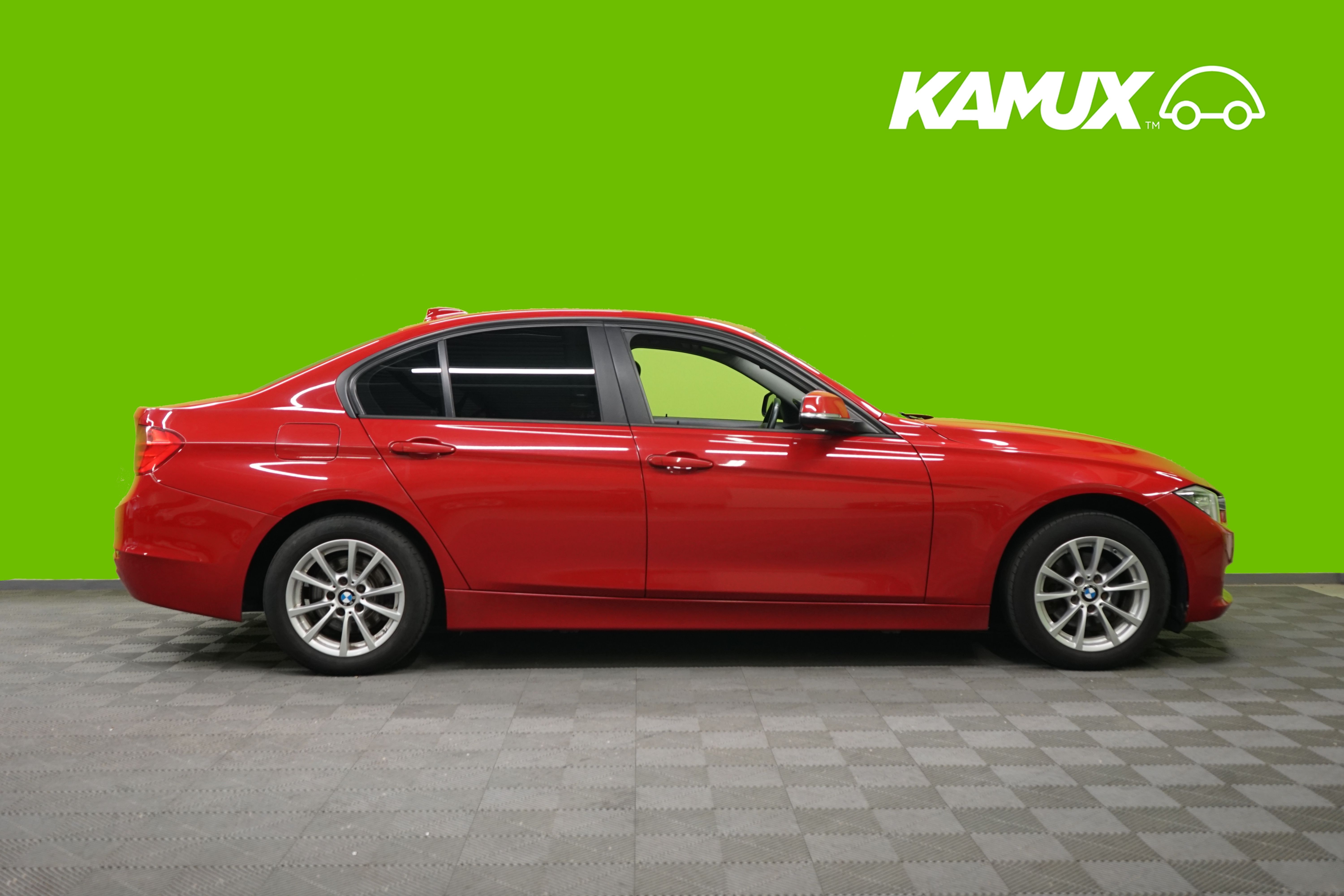 BMW 316 F30 Sedan 2015, kuva 2/21