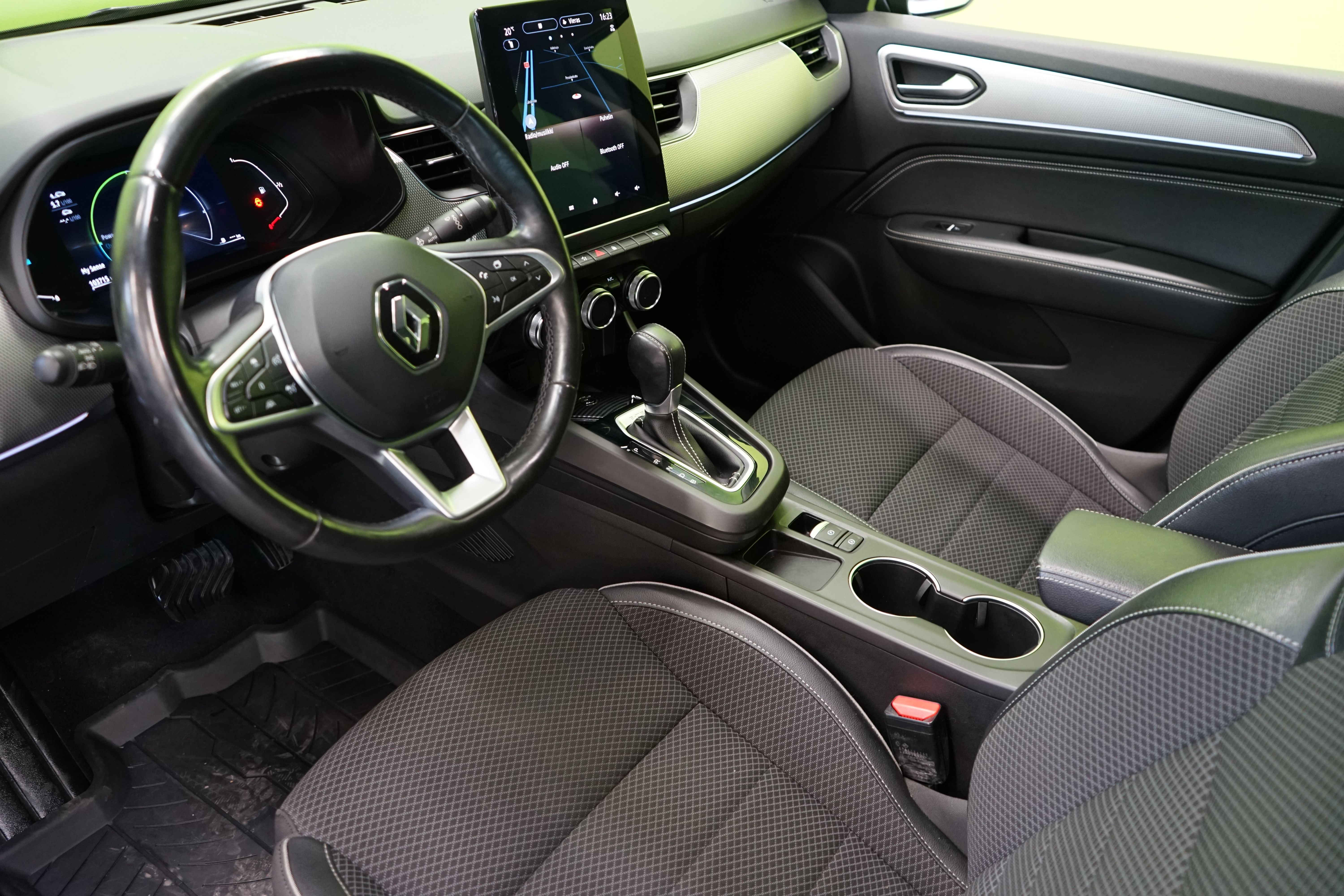 Renault Arkana E-TECH 145 Hybrid Intens 2021, photo 6/23