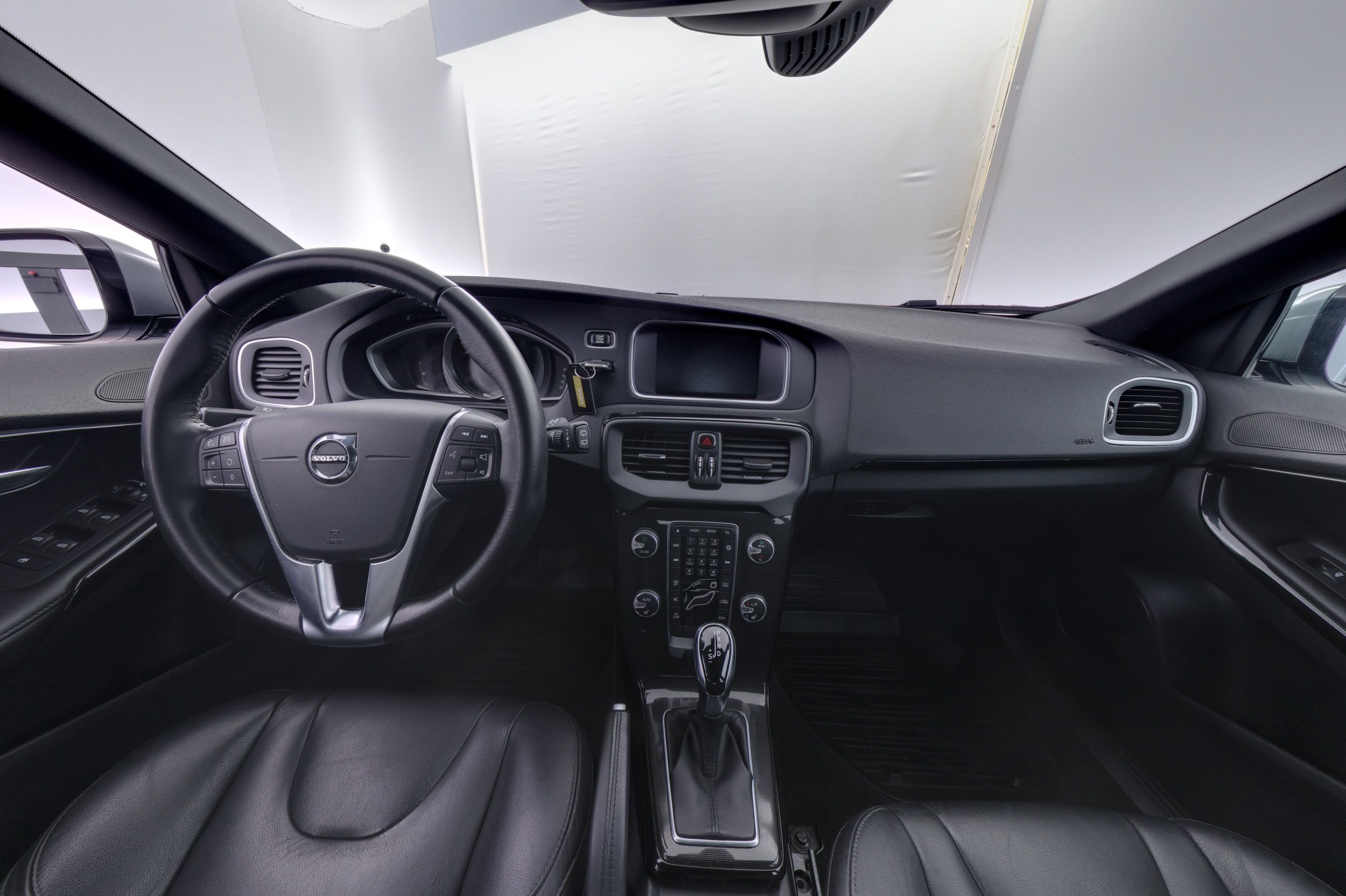 Volvo V40 2019, kuva 7/25