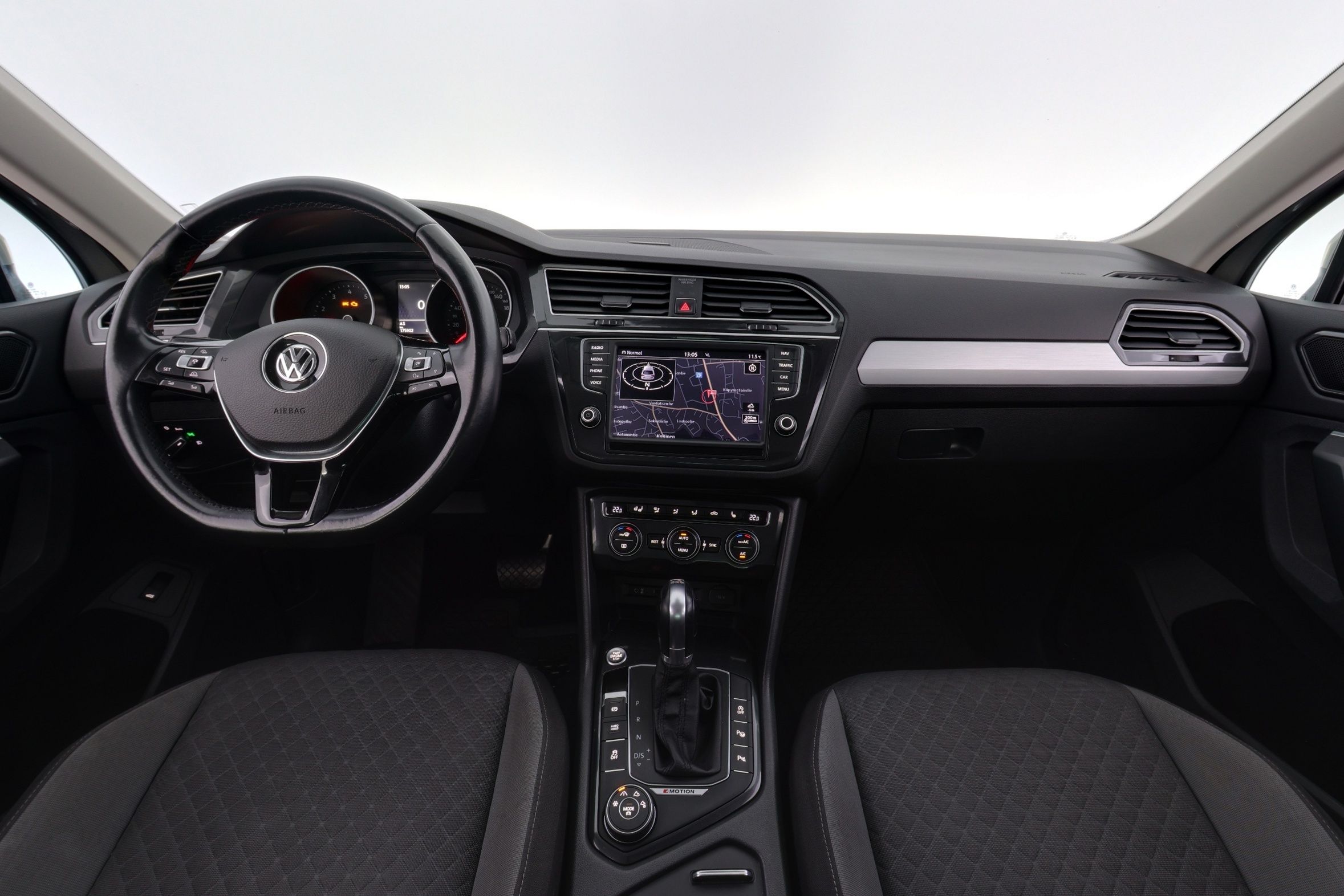Volkswagen Tiguan 2016, kuva 7/23
