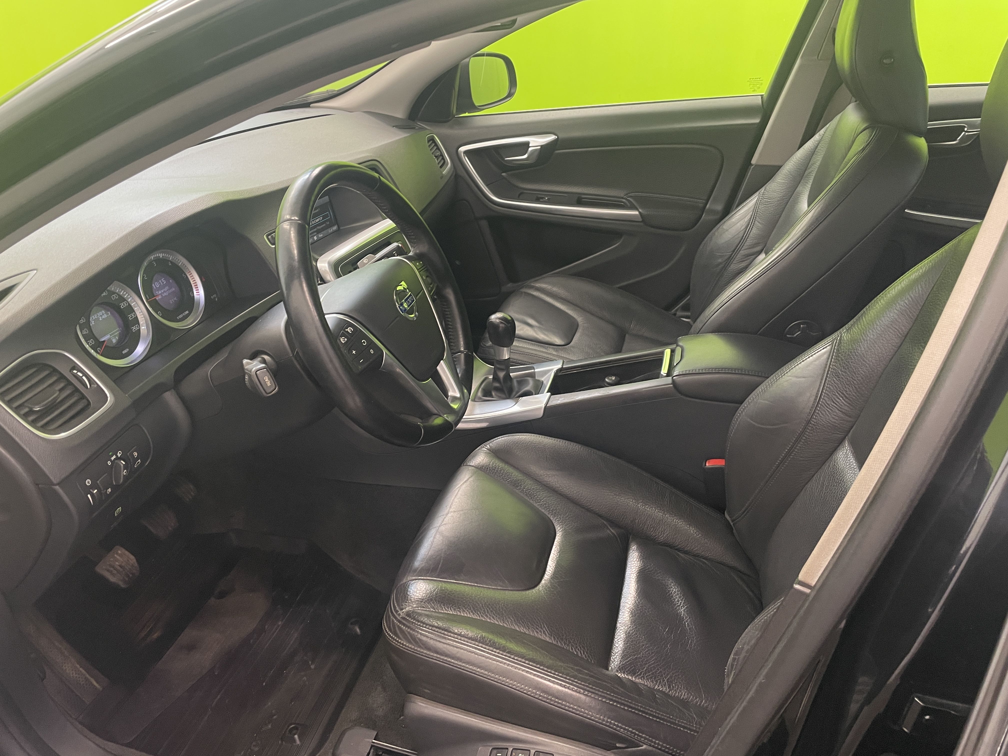 Volvo S60 1,6D DRIVe Summum Business 2012, kuva 5/22