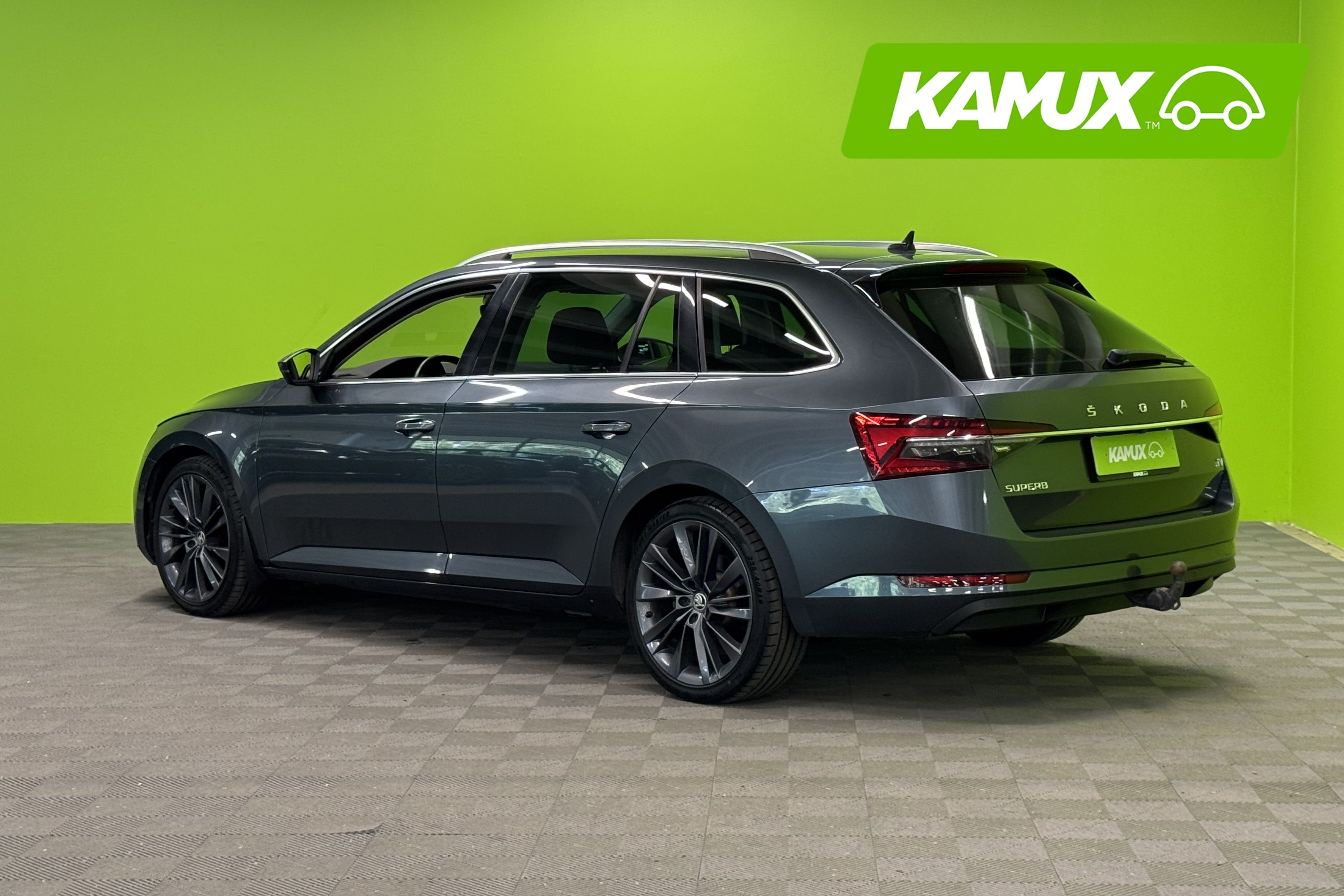 Skoda Superb 2020, photo 4/22