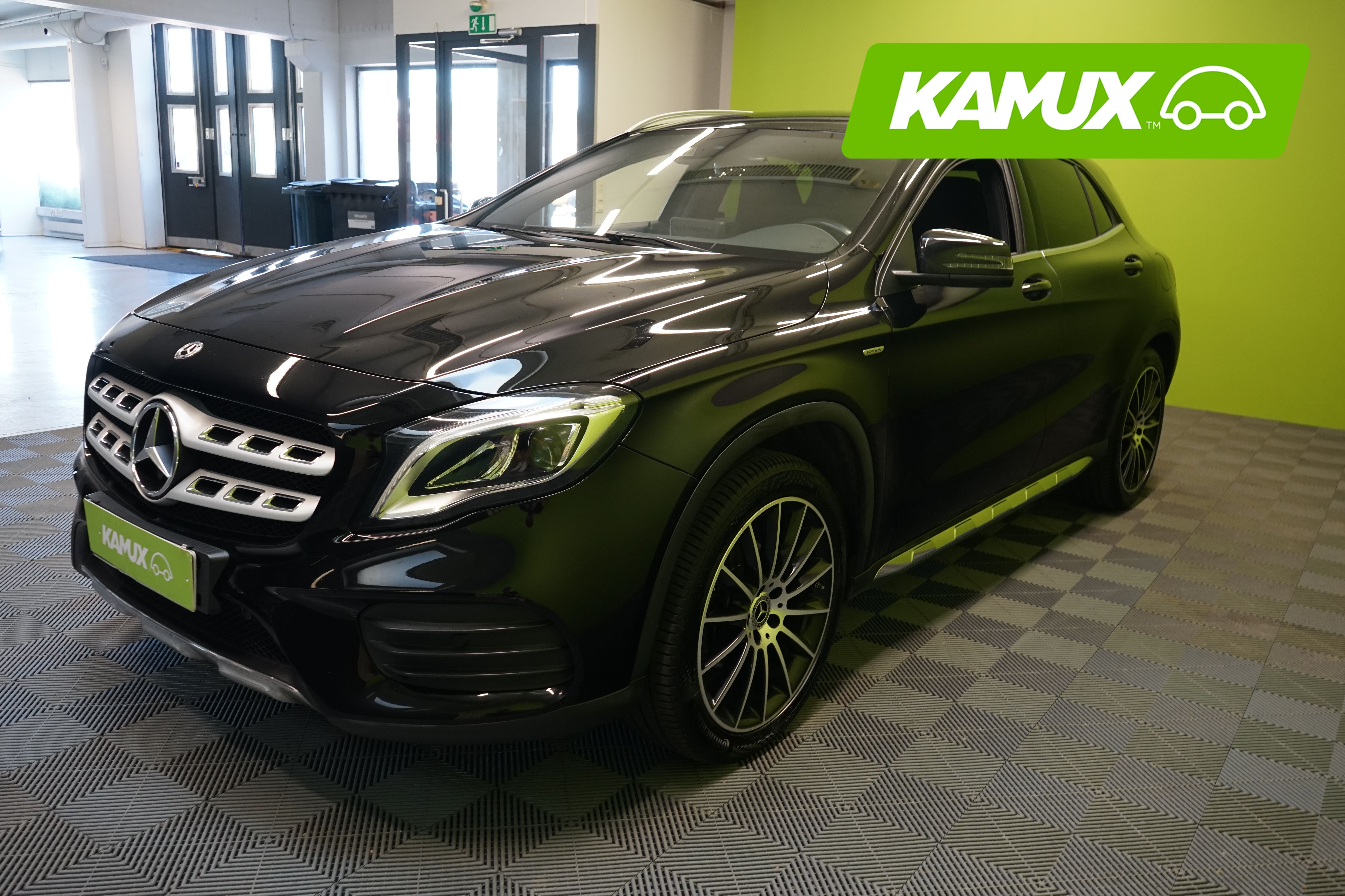 Mercedes-Benz GLA 2017, photo 5/20