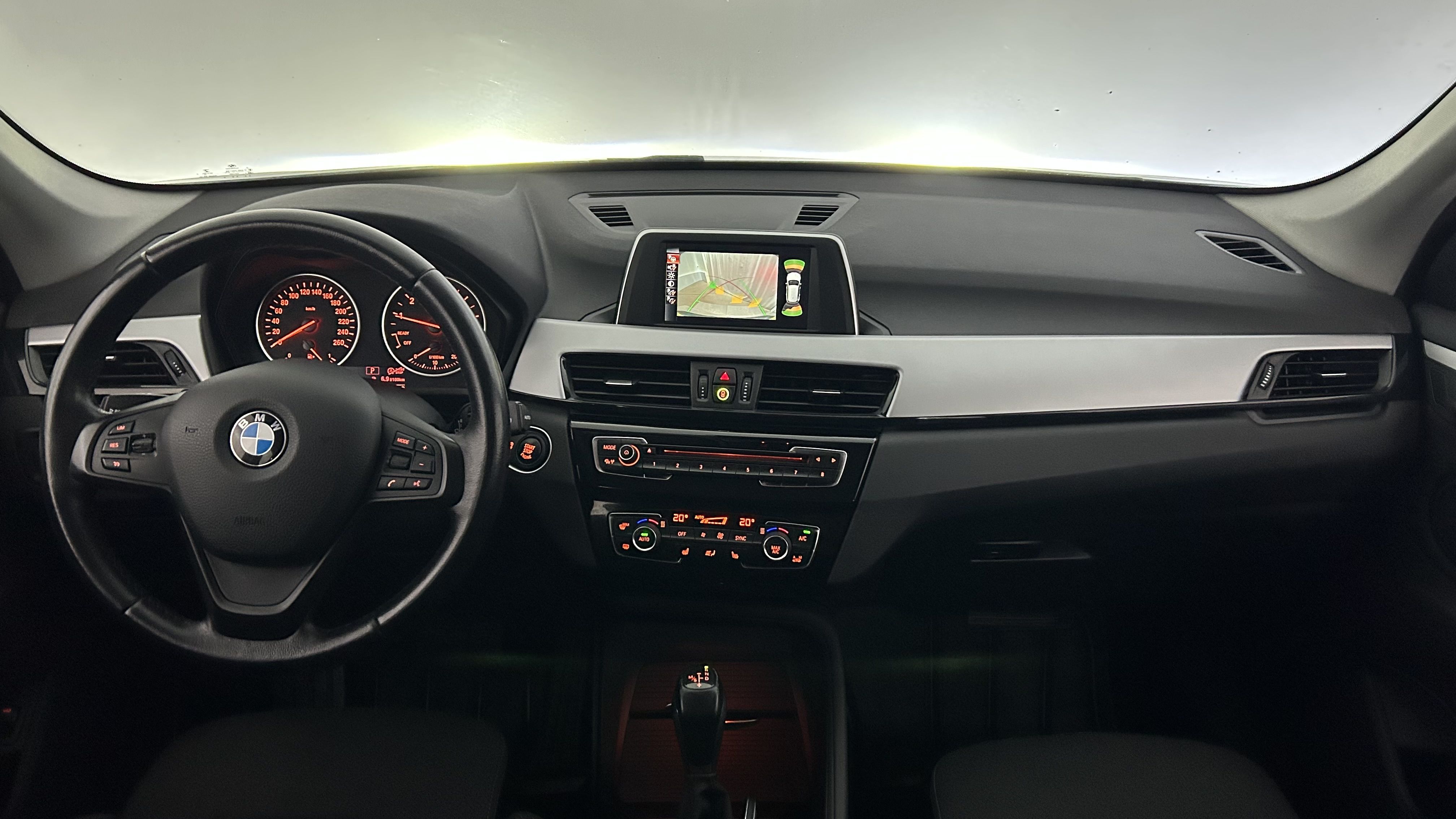 BMW X1 F48 sDrive18i A Business 2016, photo 7/21