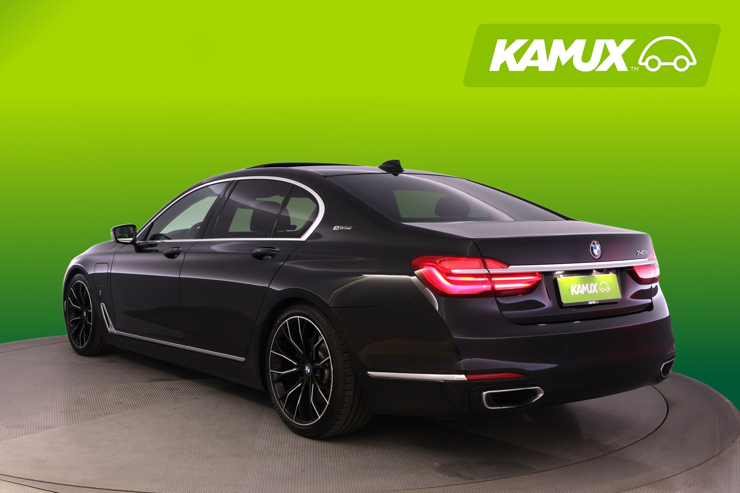 BMW 740 2017, photo 4/31