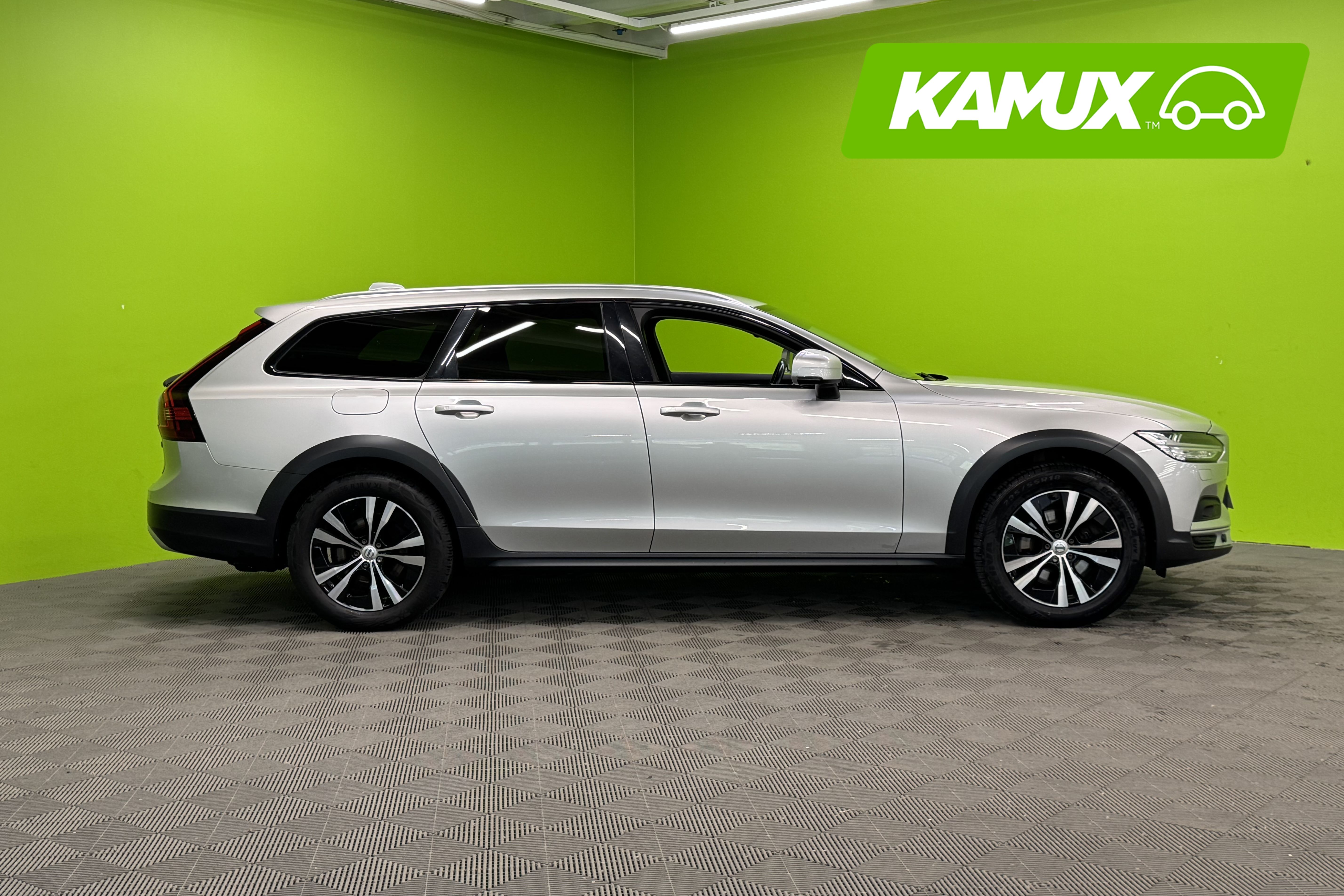 Volvo V90 Cross Country 2021, kuva 2/40