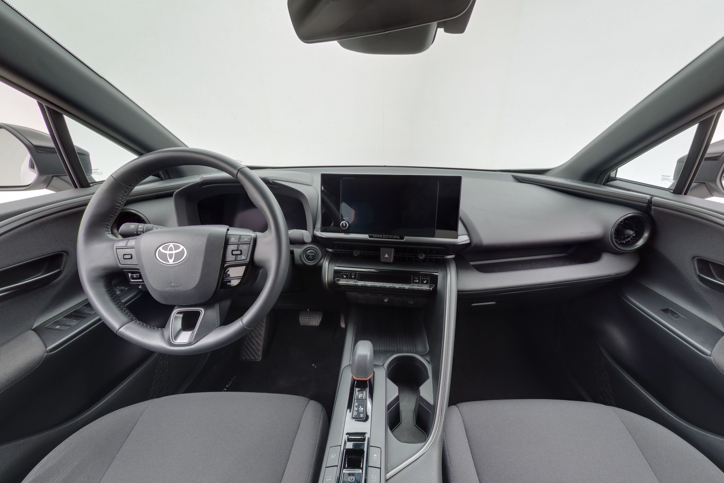 Toyota C-HR 2024, kuva 7/27