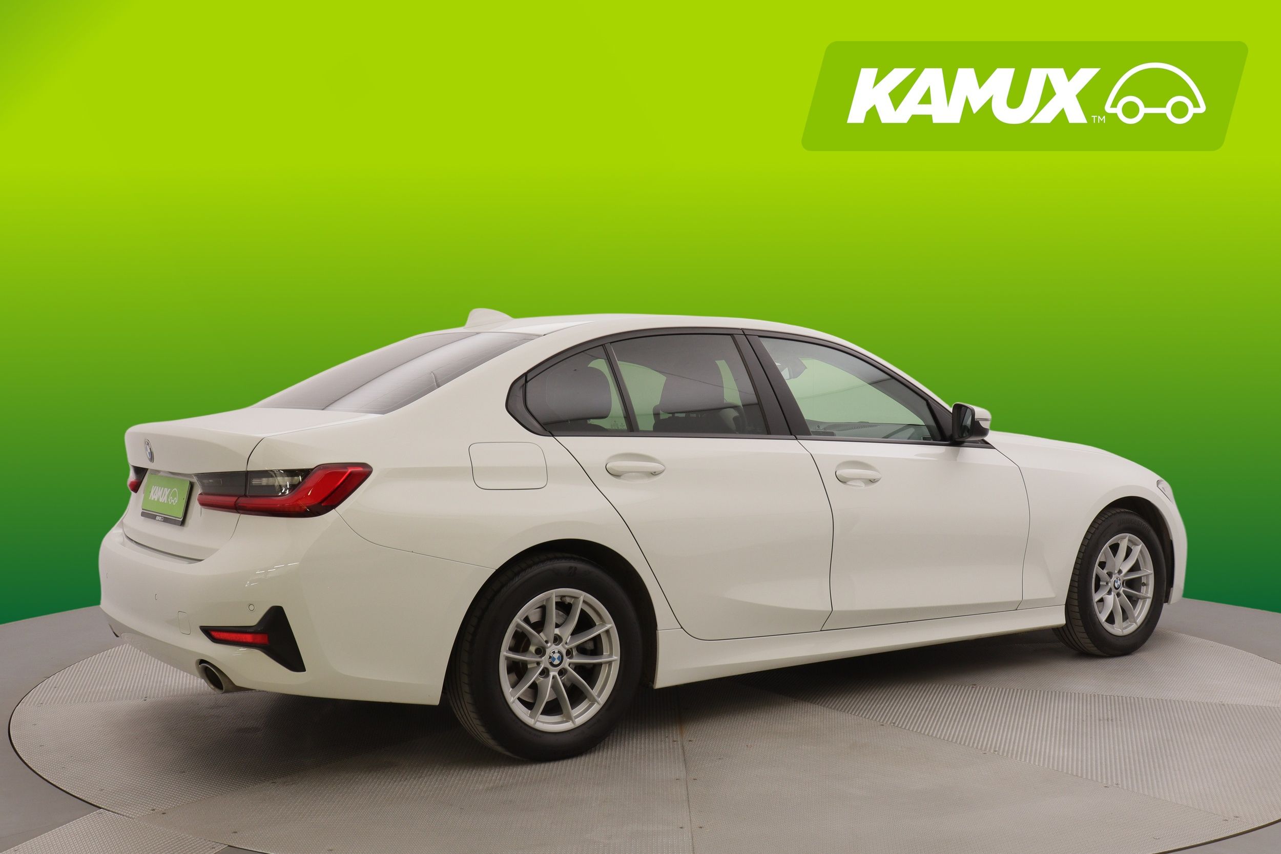 BMW 320 G20 Sedan 320i A Business 2021, photo 2/19