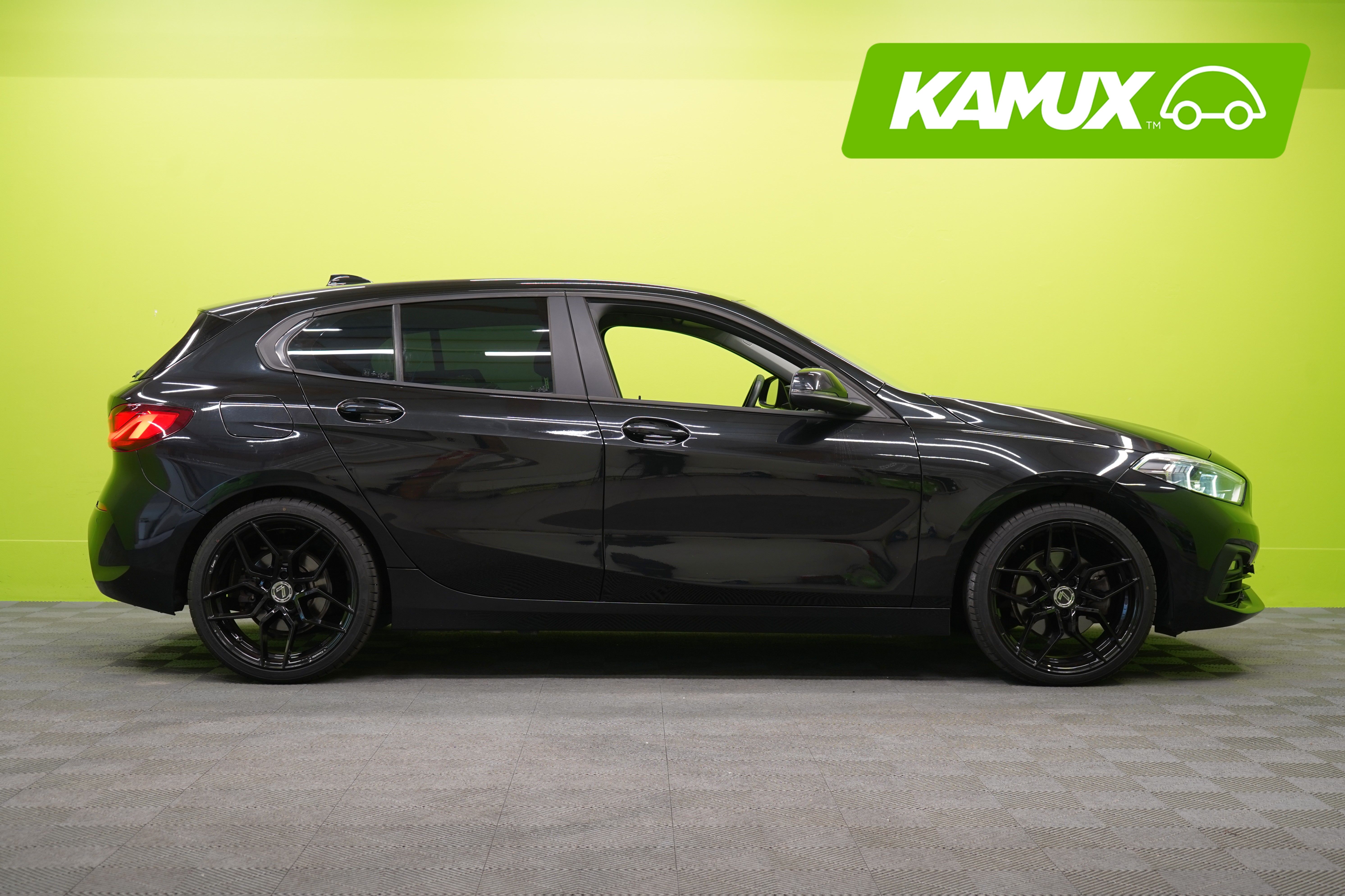 BMW 118 F40 Hatchback 118i A Business 2020, kuva 2/24