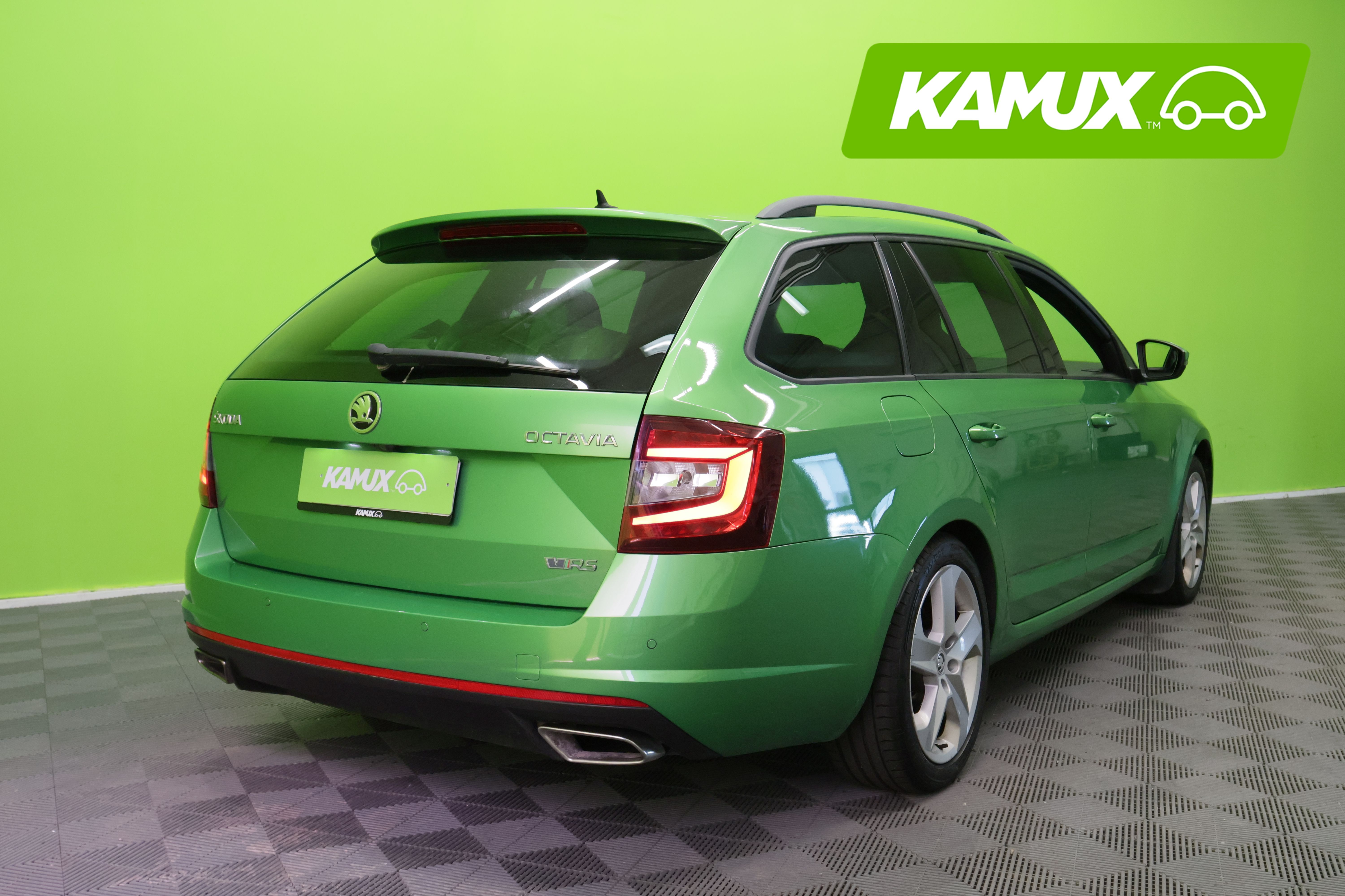 Skoda Octavia Combi 2,0 TDI 184 RS 2018, kuva 3/26