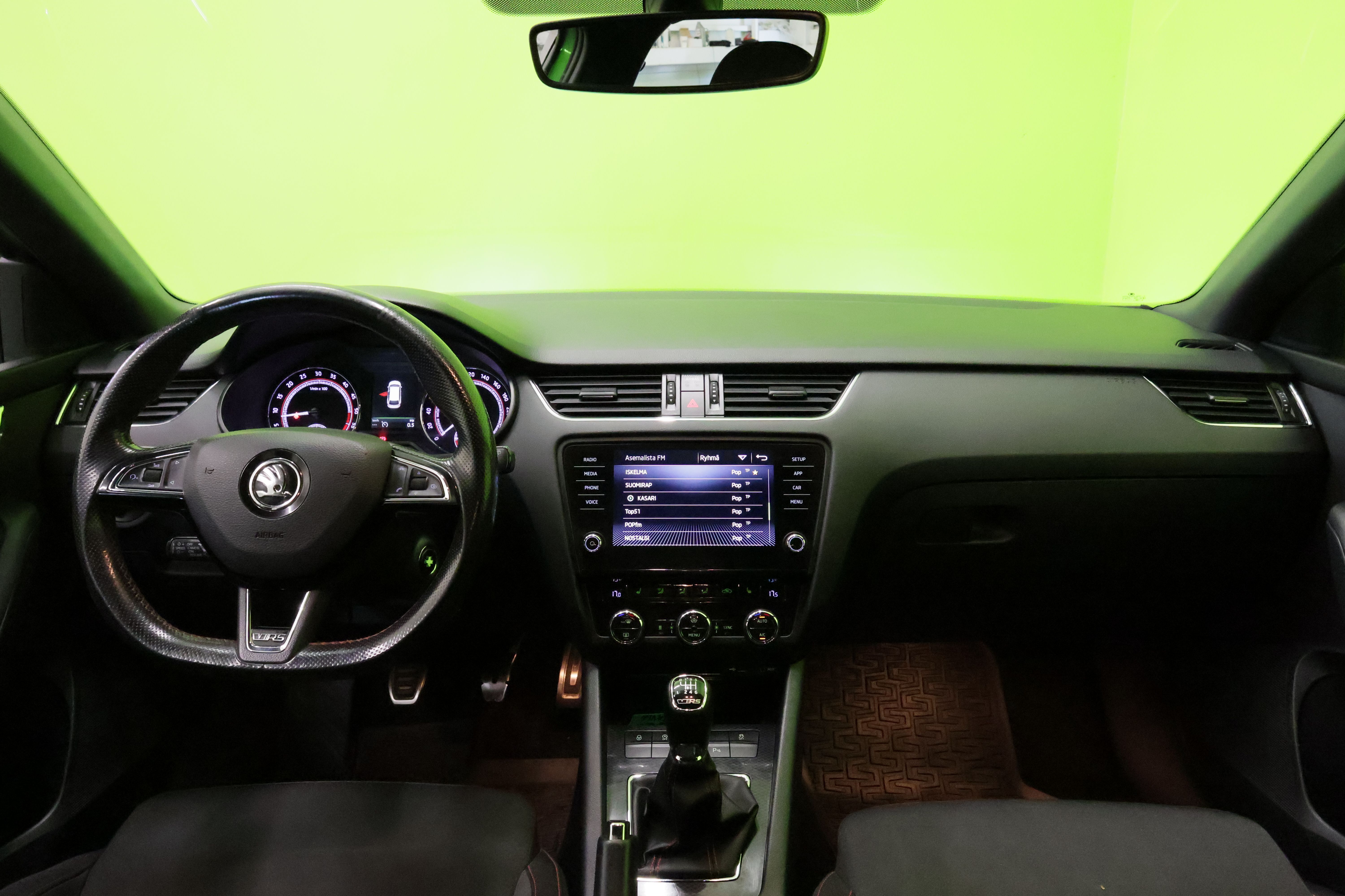 Skoda Octavia Combi 2,0 TDI 184 RS 2018, kuva 7/26