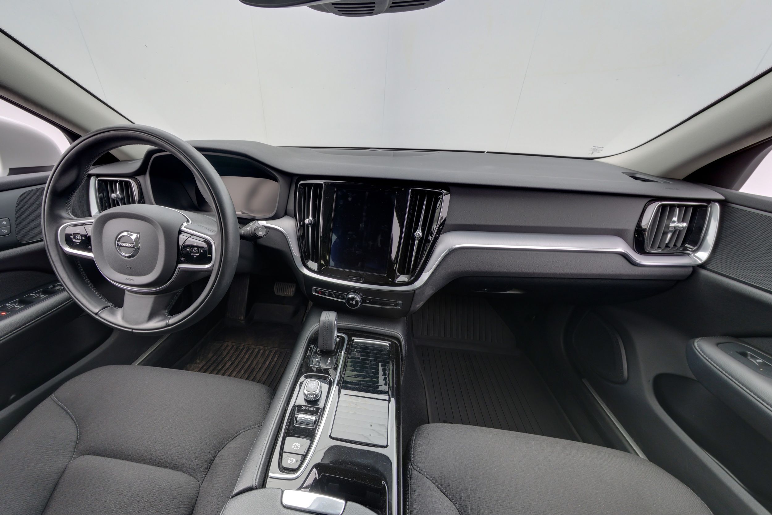 Volvo V60 T6 TwE AWD Momentum aut 2020, photo 7/16