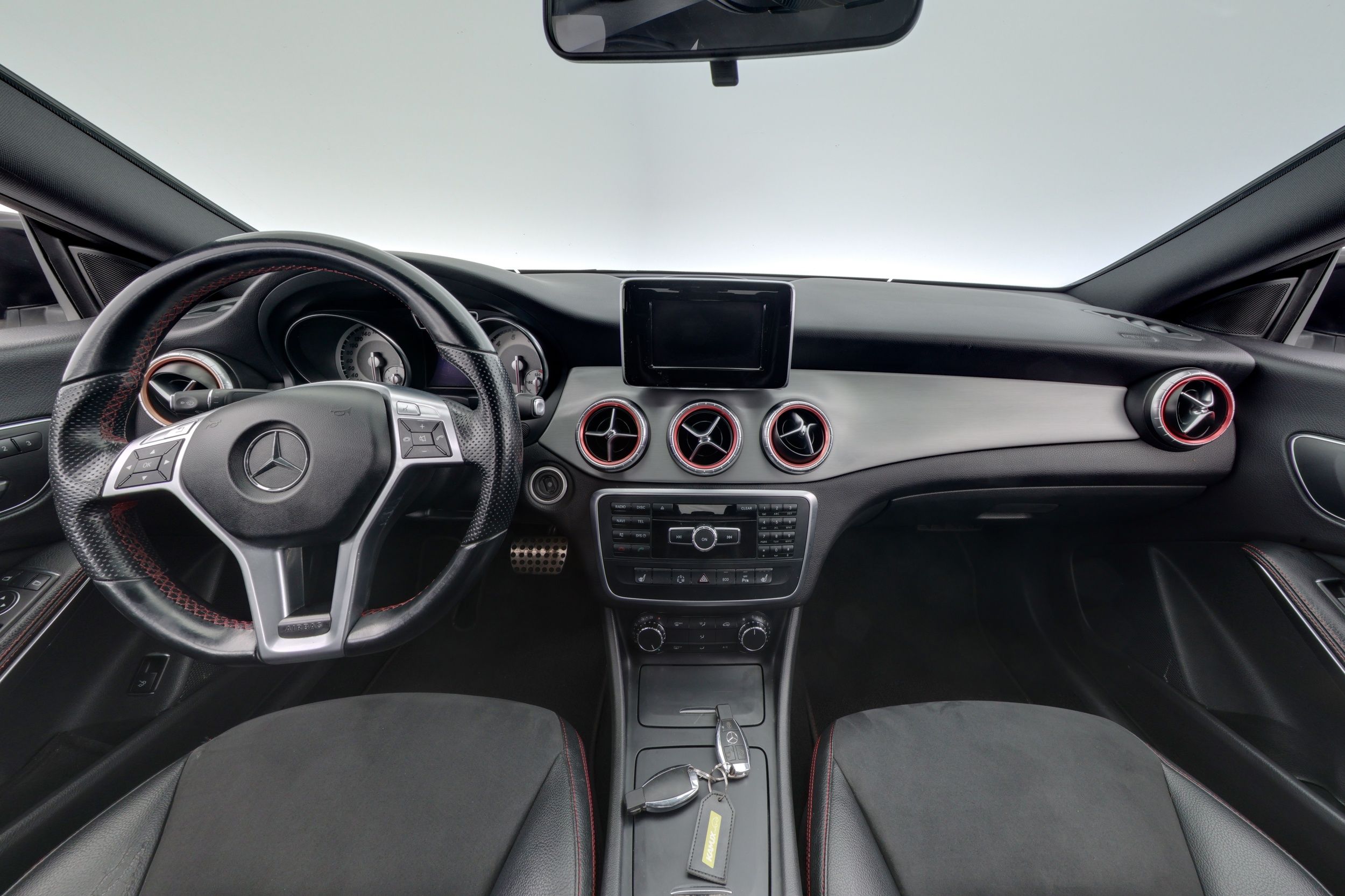 Mercedes-Benz CLA 2014, kuva 7/20