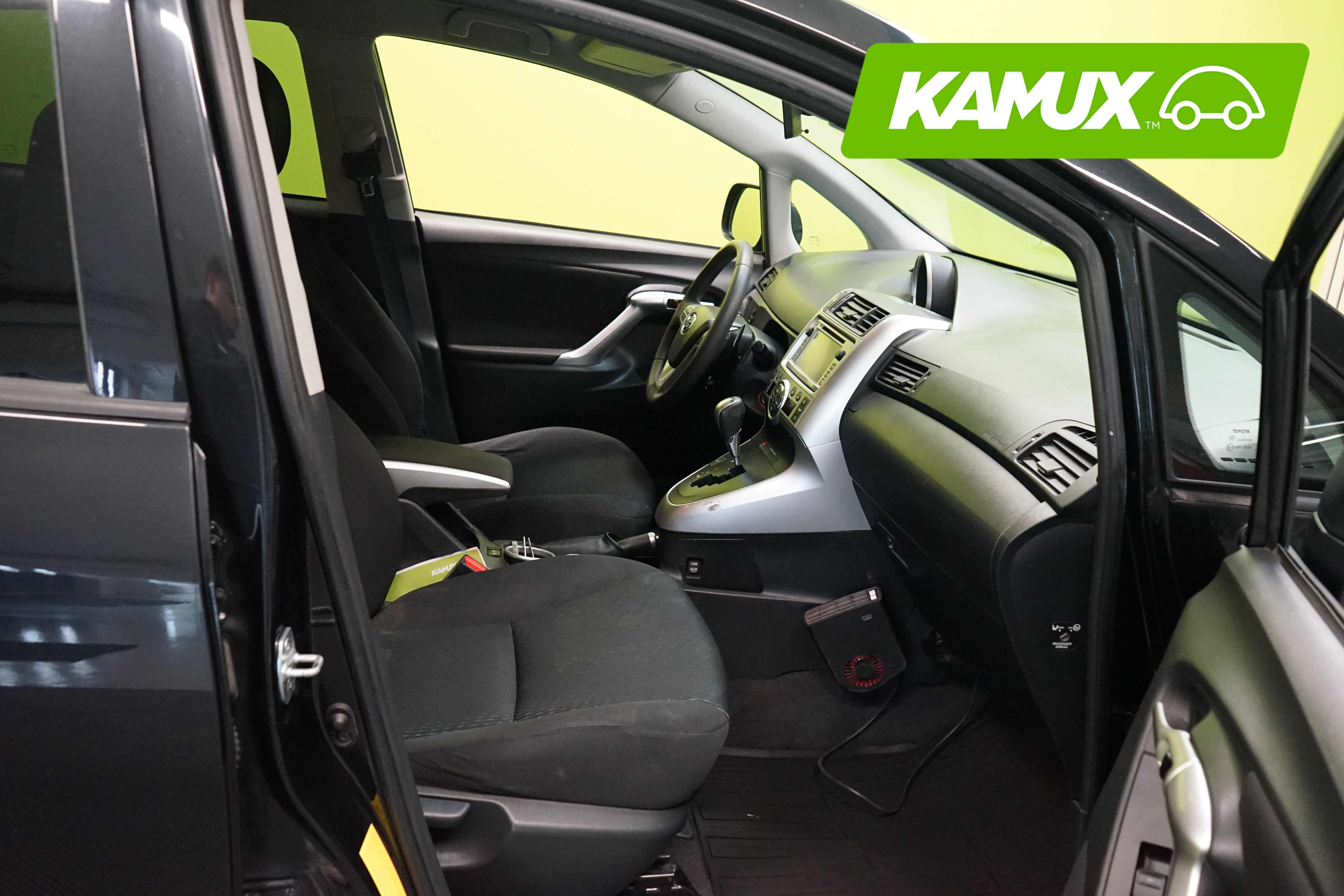 Toyota Verso 2012, kuva 7/21
