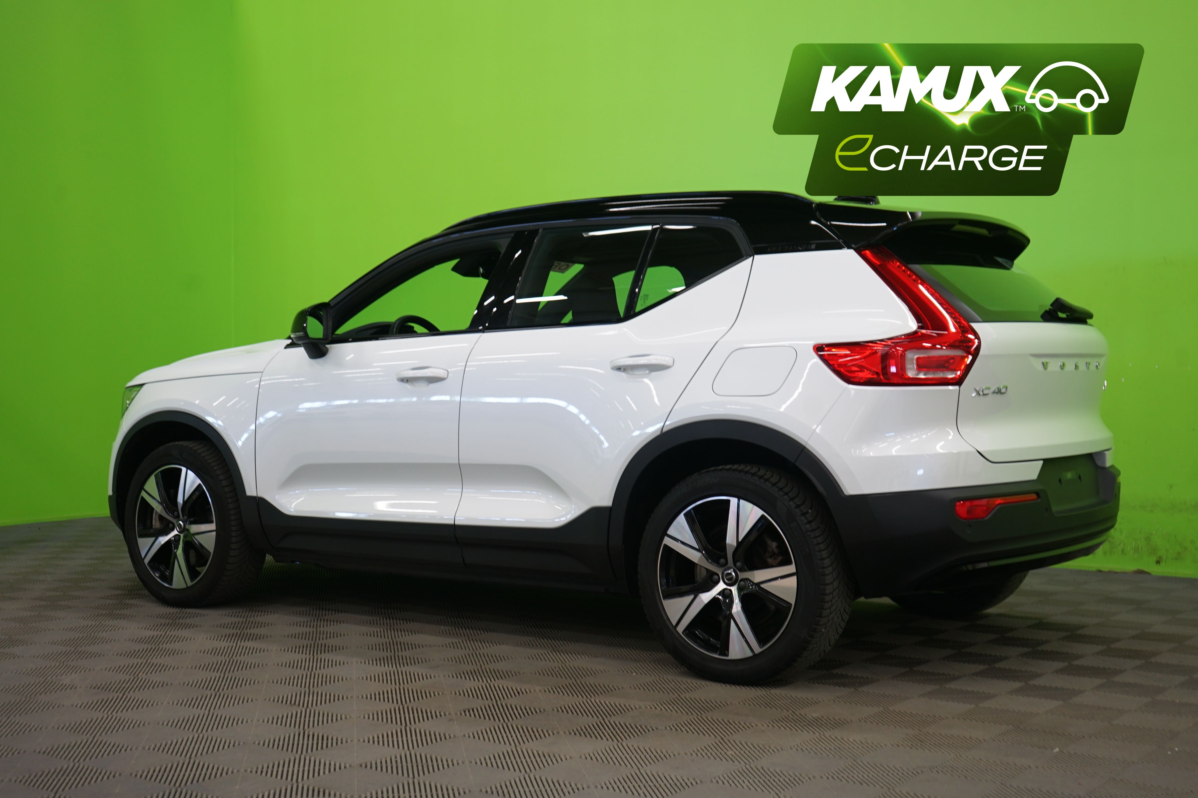 Volvo XC40 P8 Recharge Single Core aut 2022, photo 4/20
