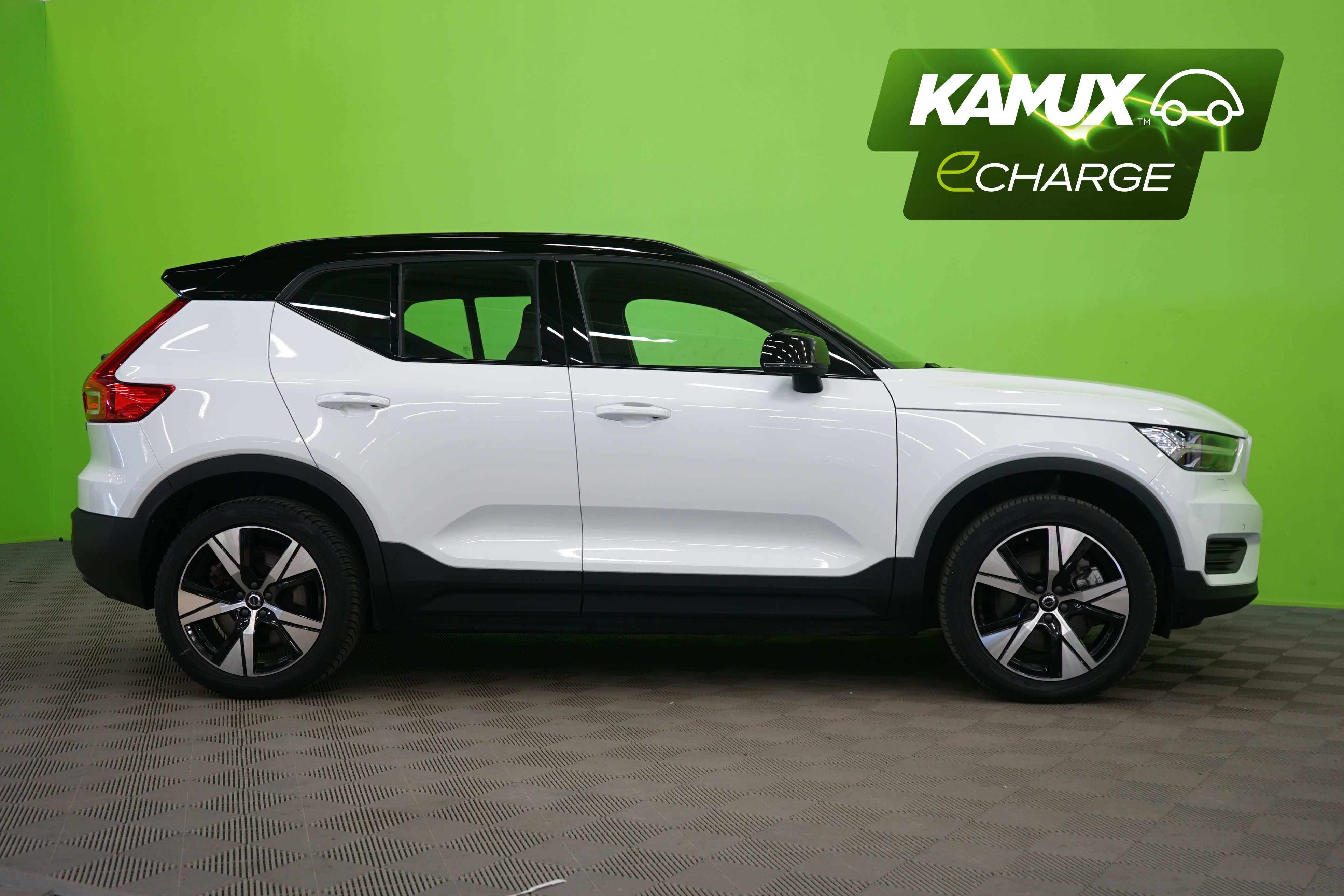Volvo XC40 P8 Recharge Single Core aut 2022, photo 2/20