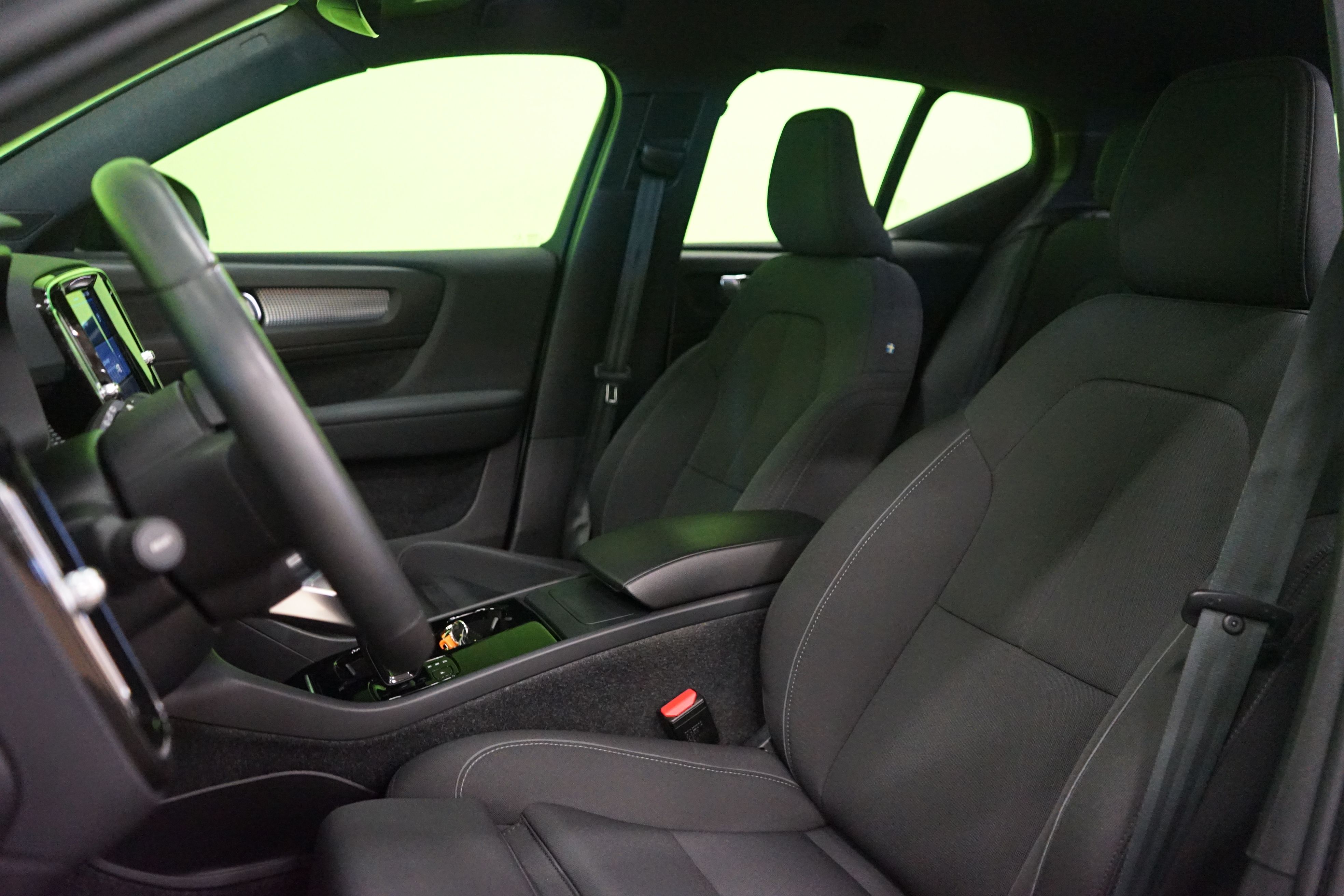 Volvo XC40 P8 Recharge Single Core aut 2022, photo 7/20