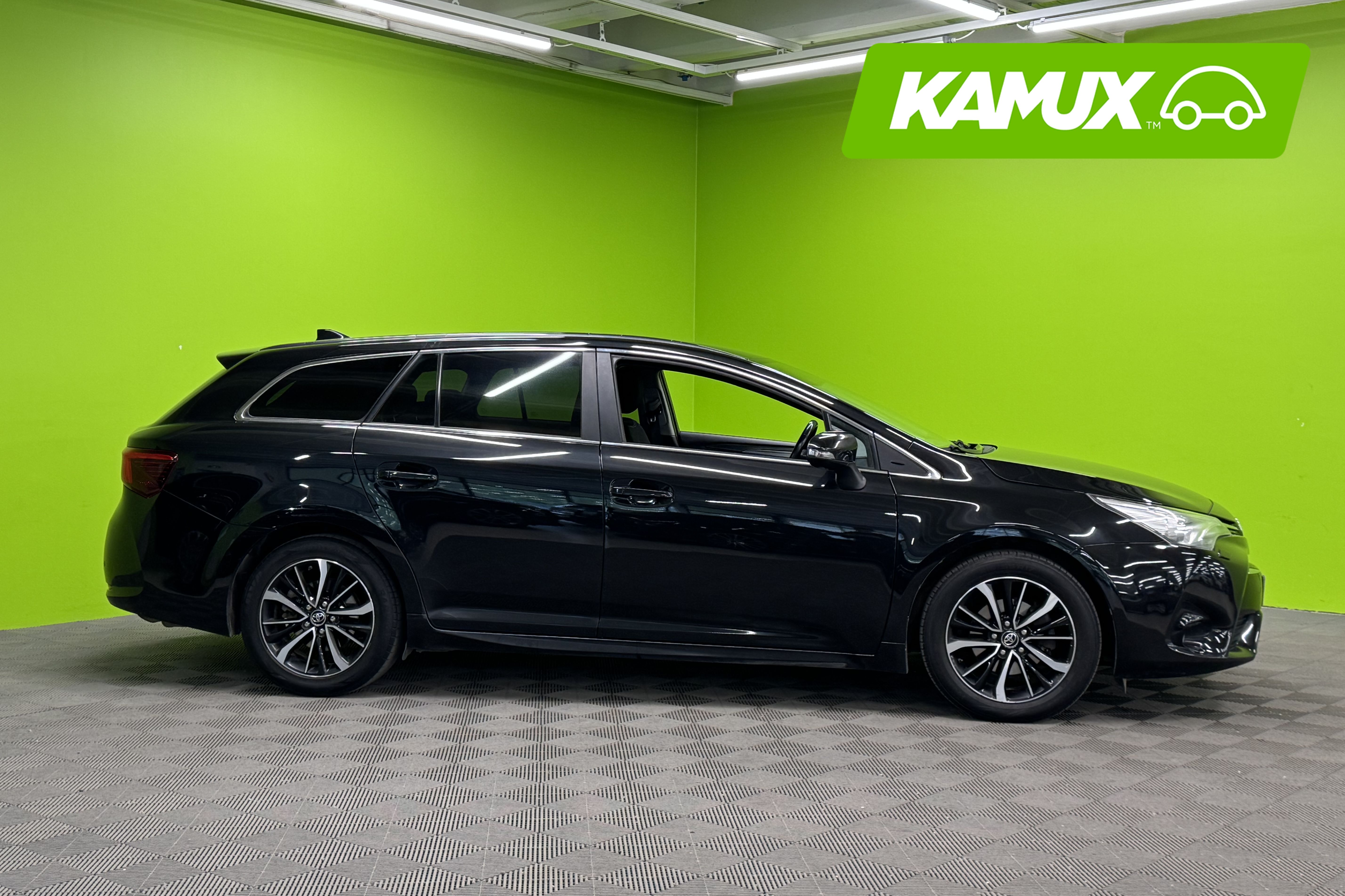 Toyota Avensis 2018, kuva 2/17