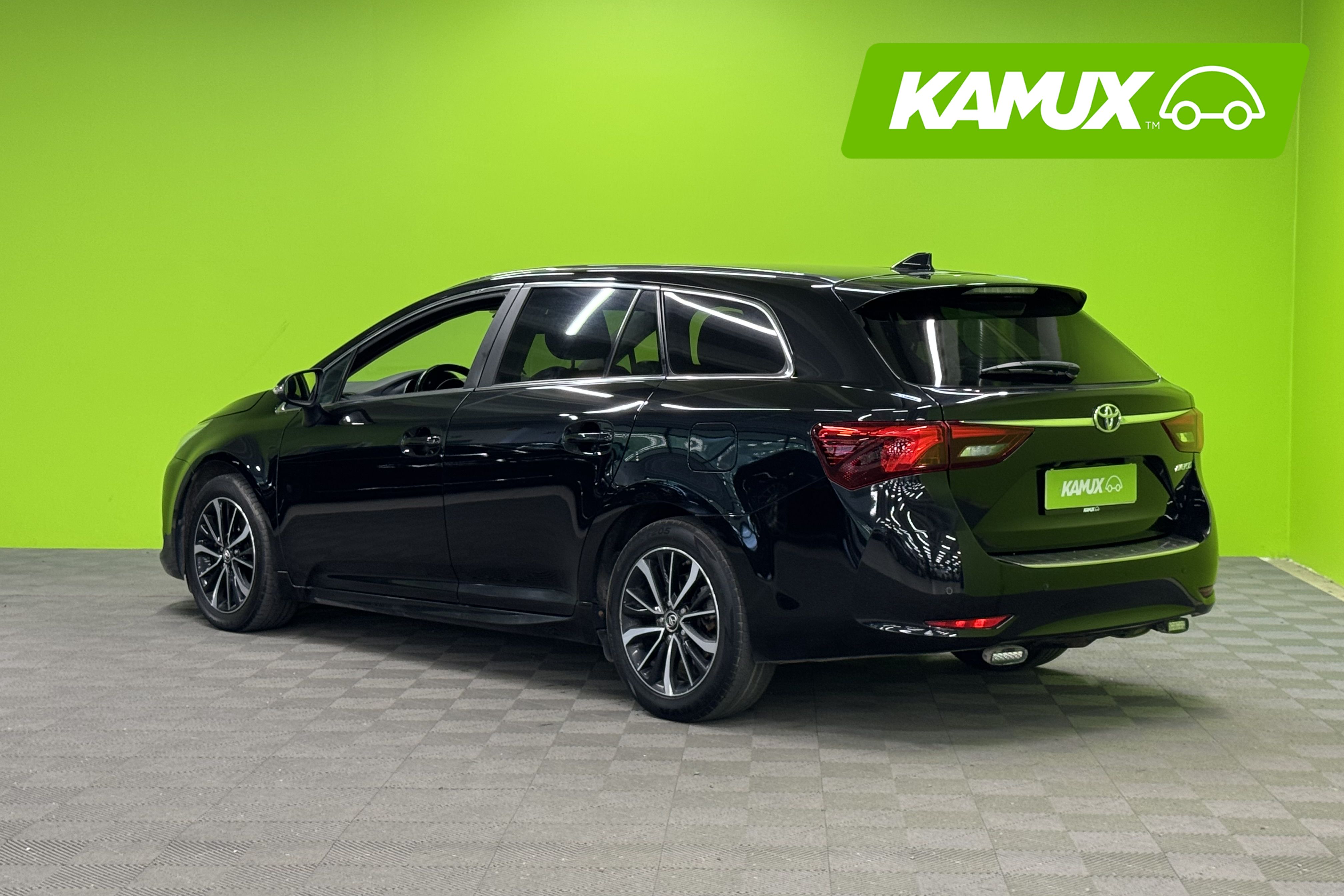 Toyota Avensis 2018, kuva 4/17