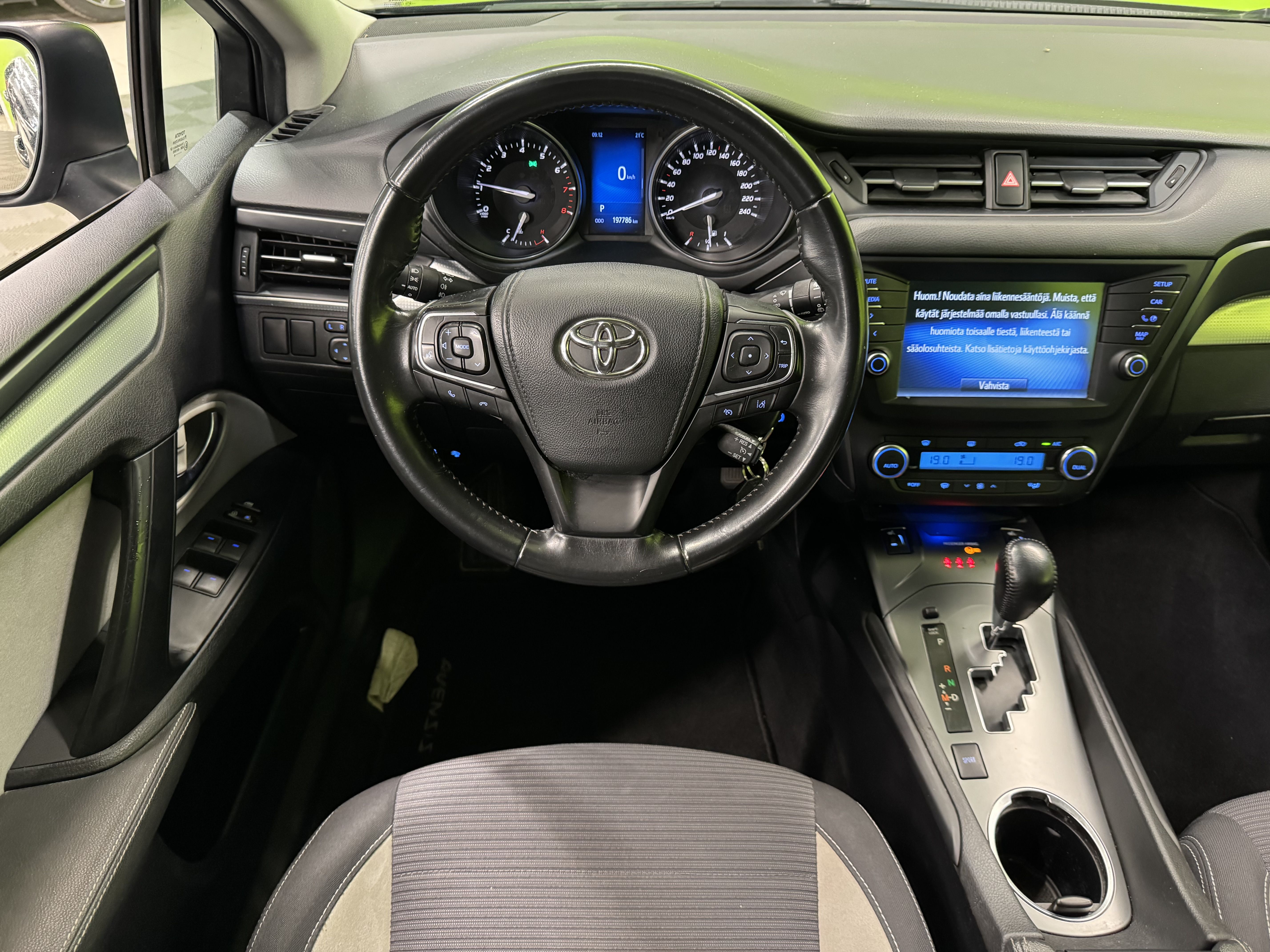Toyota Avensis 2018, kuva 7/17