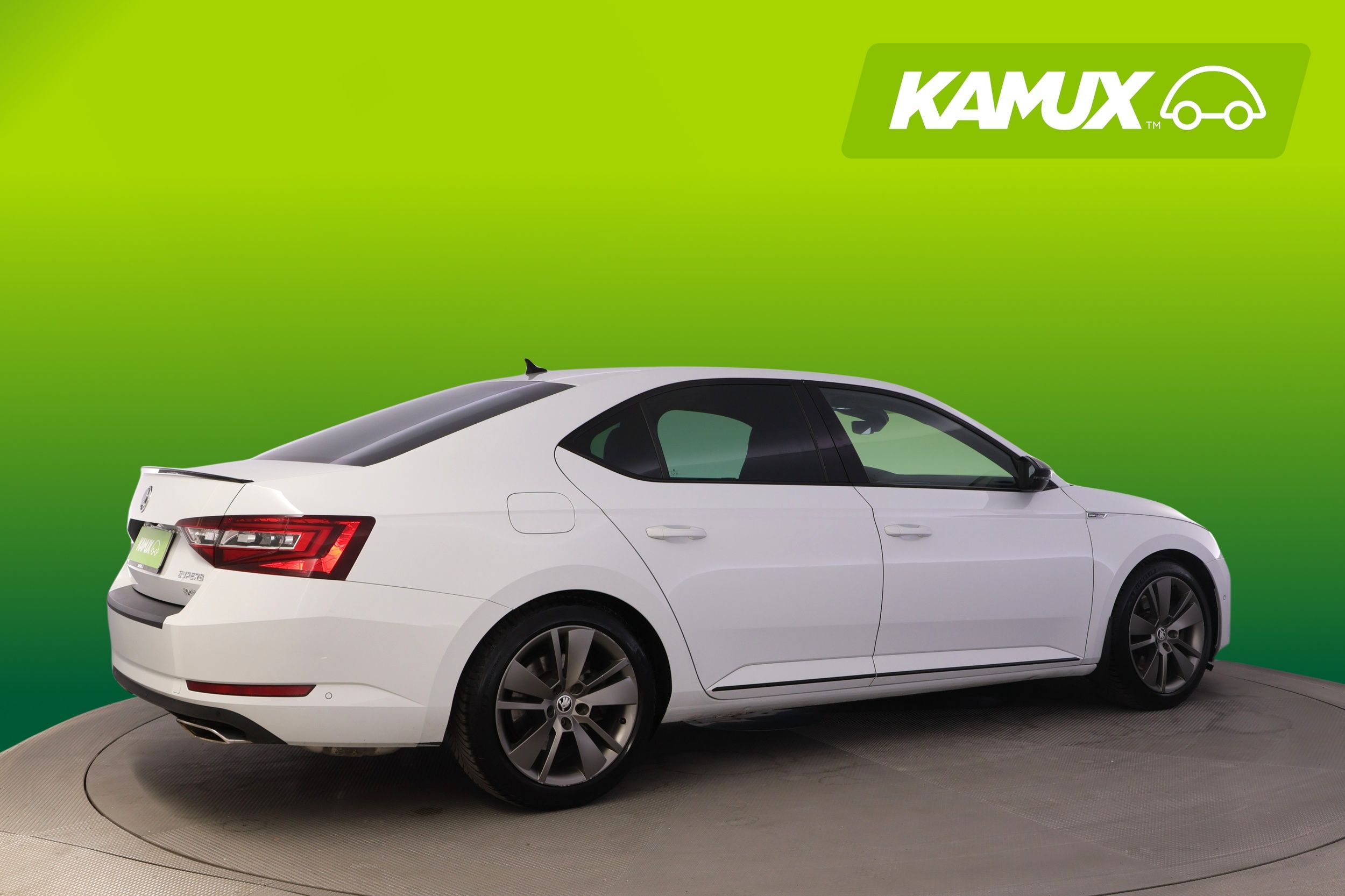 Skoda Superb 2018, kuva 2/28