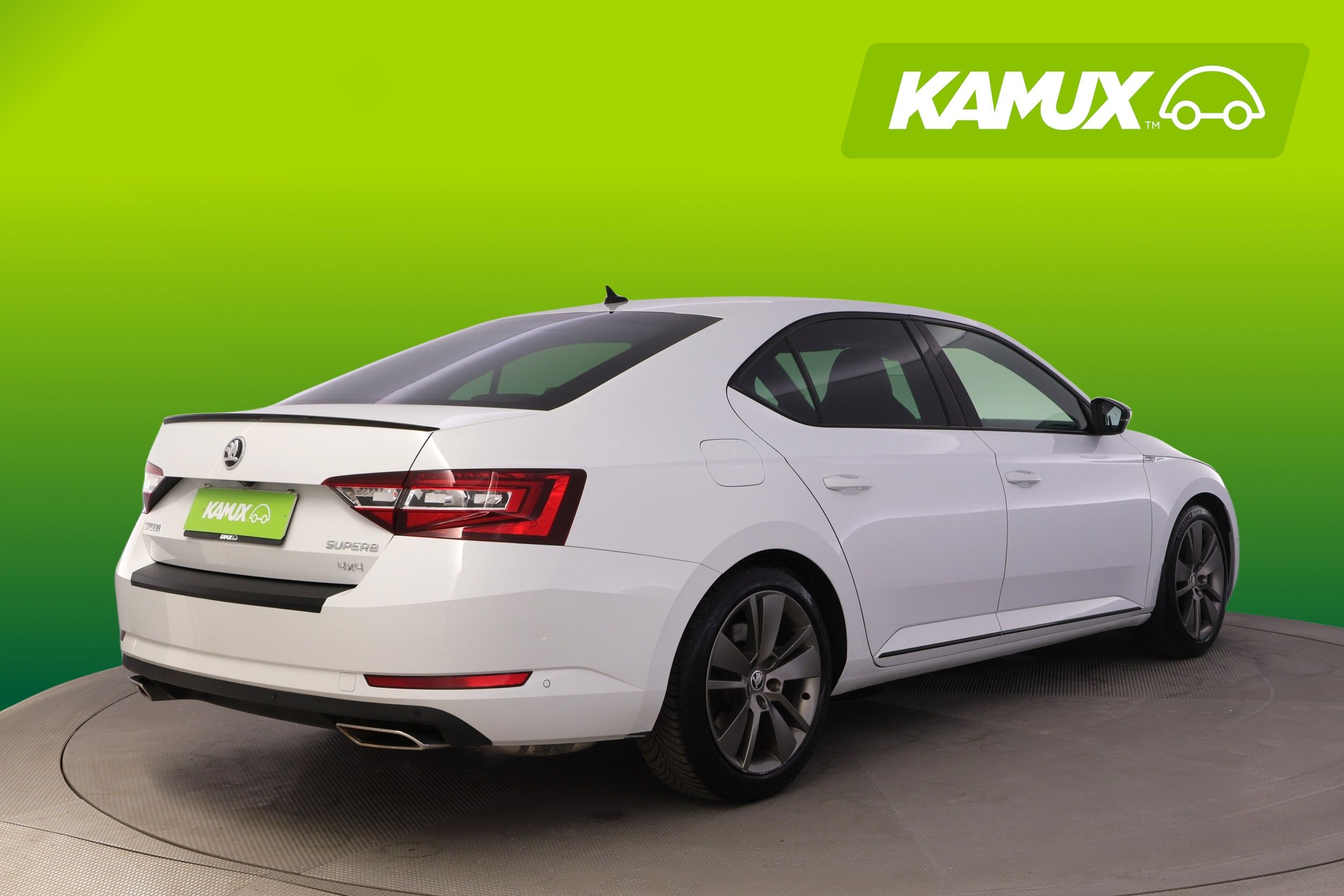 Skoda Superb 2018, kuva 3/28