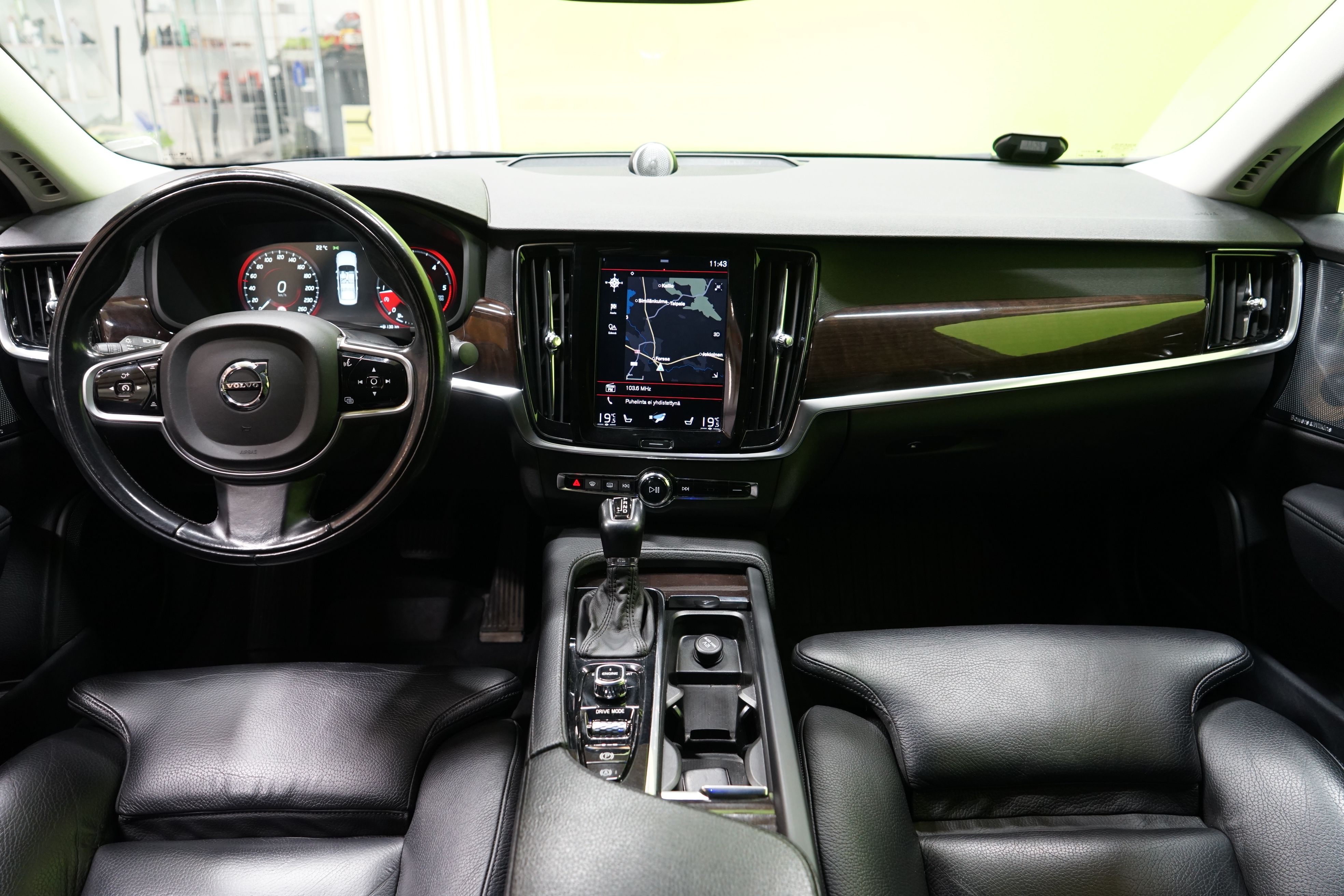 Volvo S90 D4 AWD Inscription aut 2017, kuva 6/23