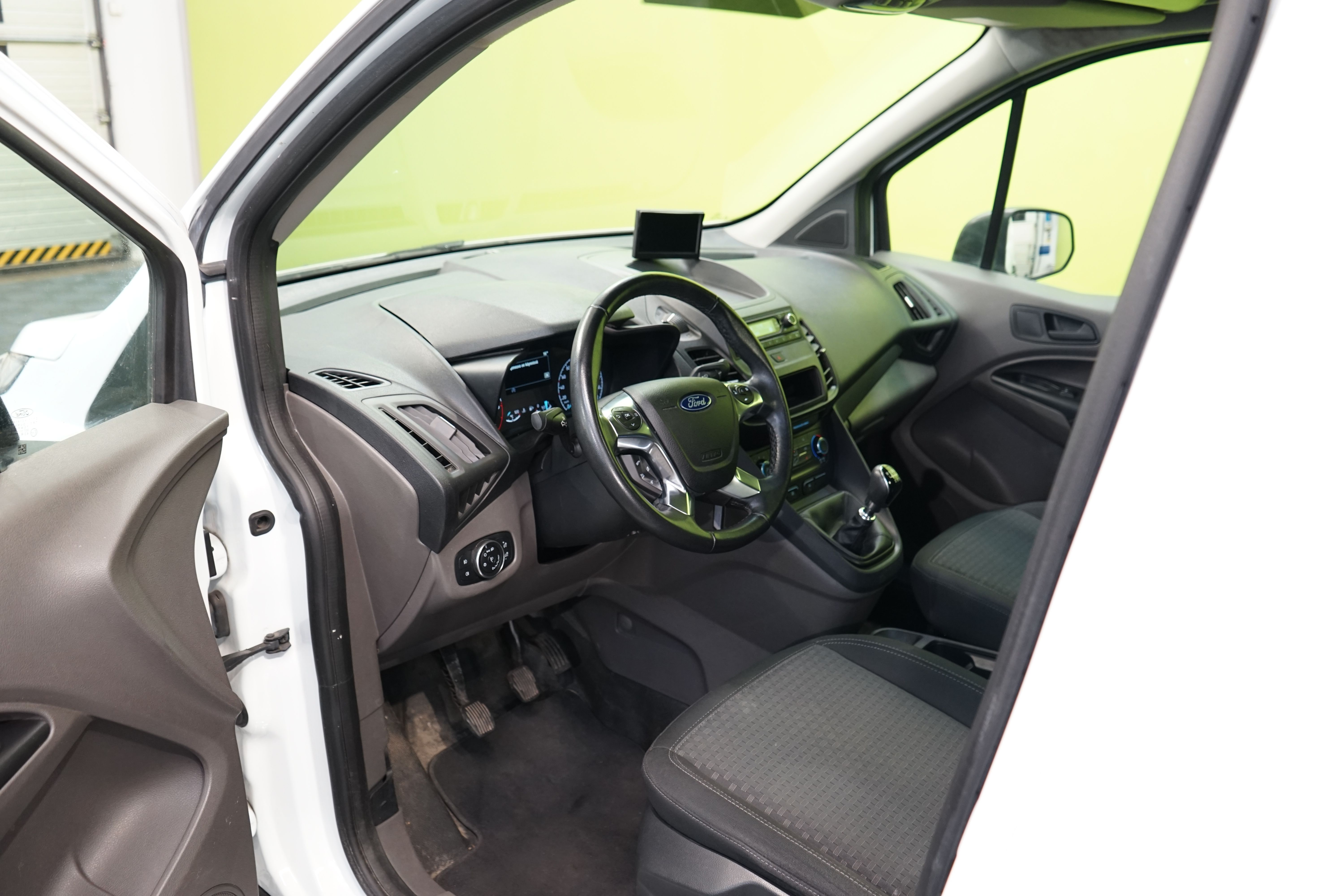 Ford Transit Connect 2020, kuva 7/17
