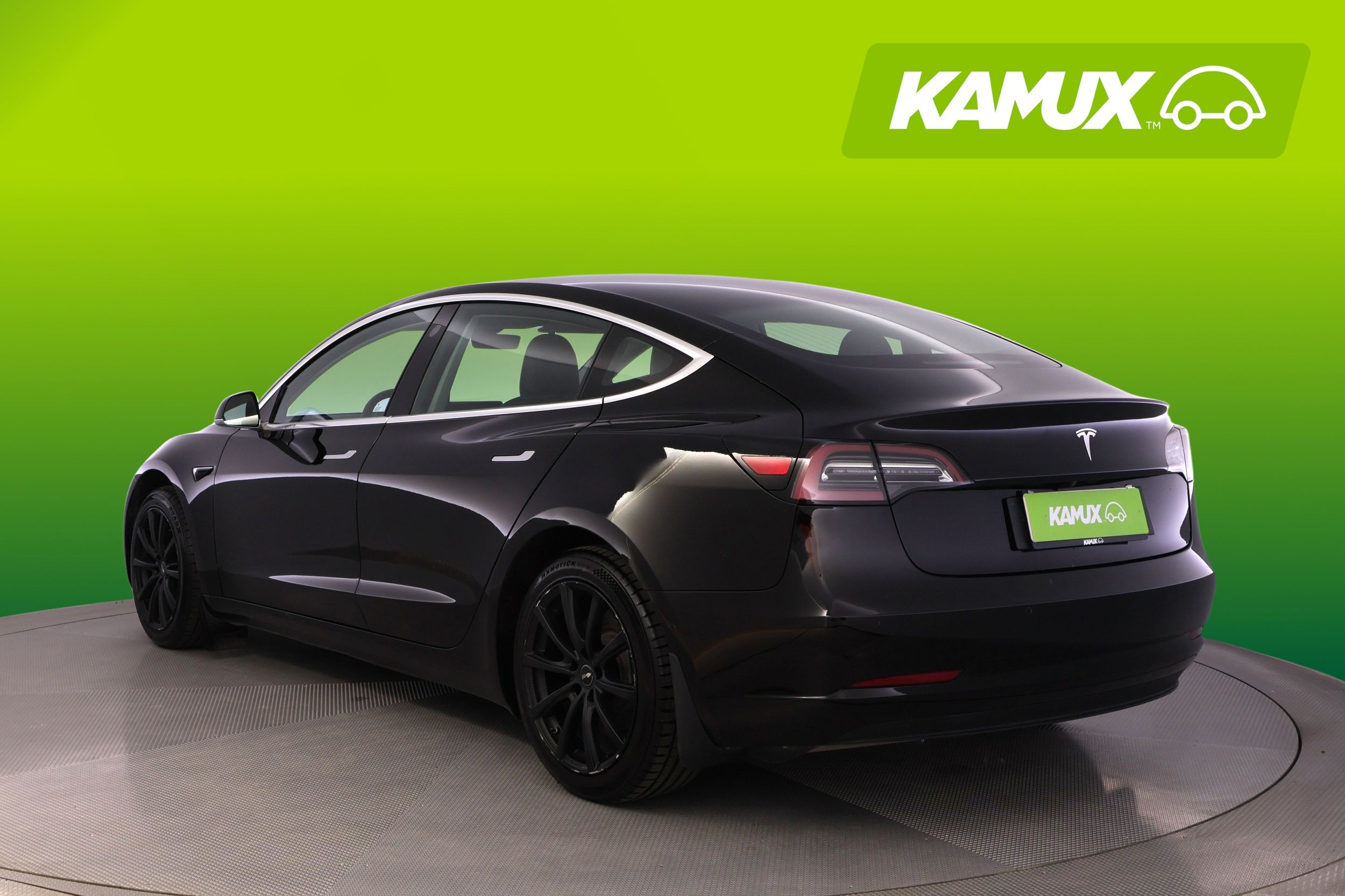 Tesla Model 3 2020, kuva 4/21