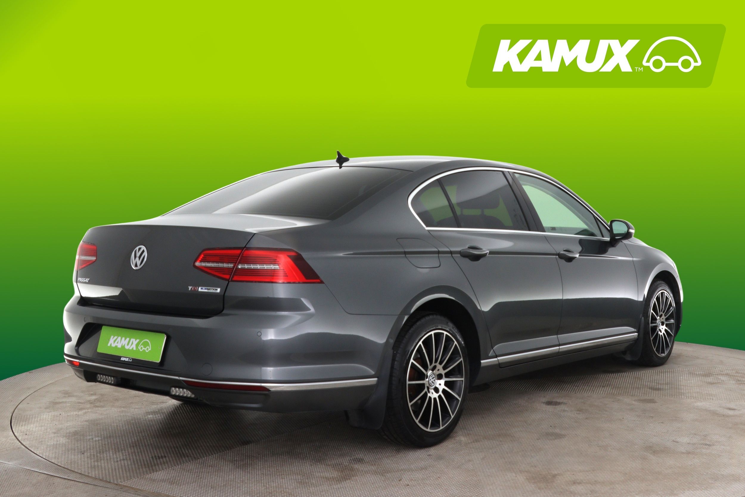 Volkswagen Passat 2016, photo 3/24