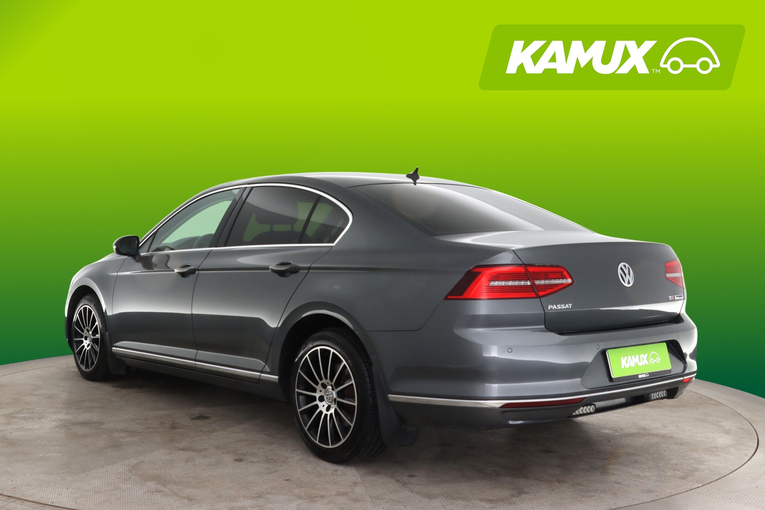 Volkswagen Passat 2016, photo 4/24