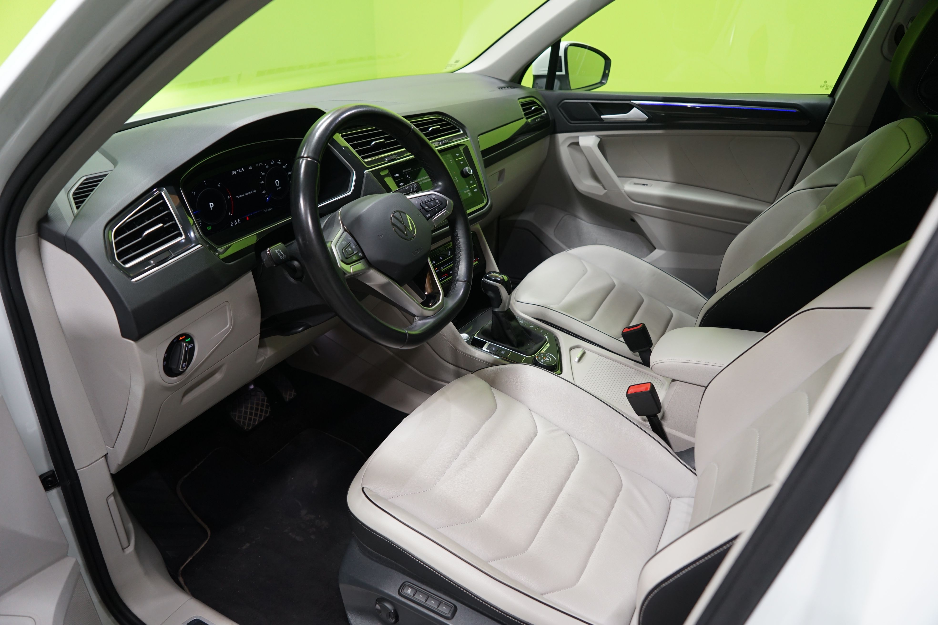 Volkswagen Tiguan 2022, photo 7/25