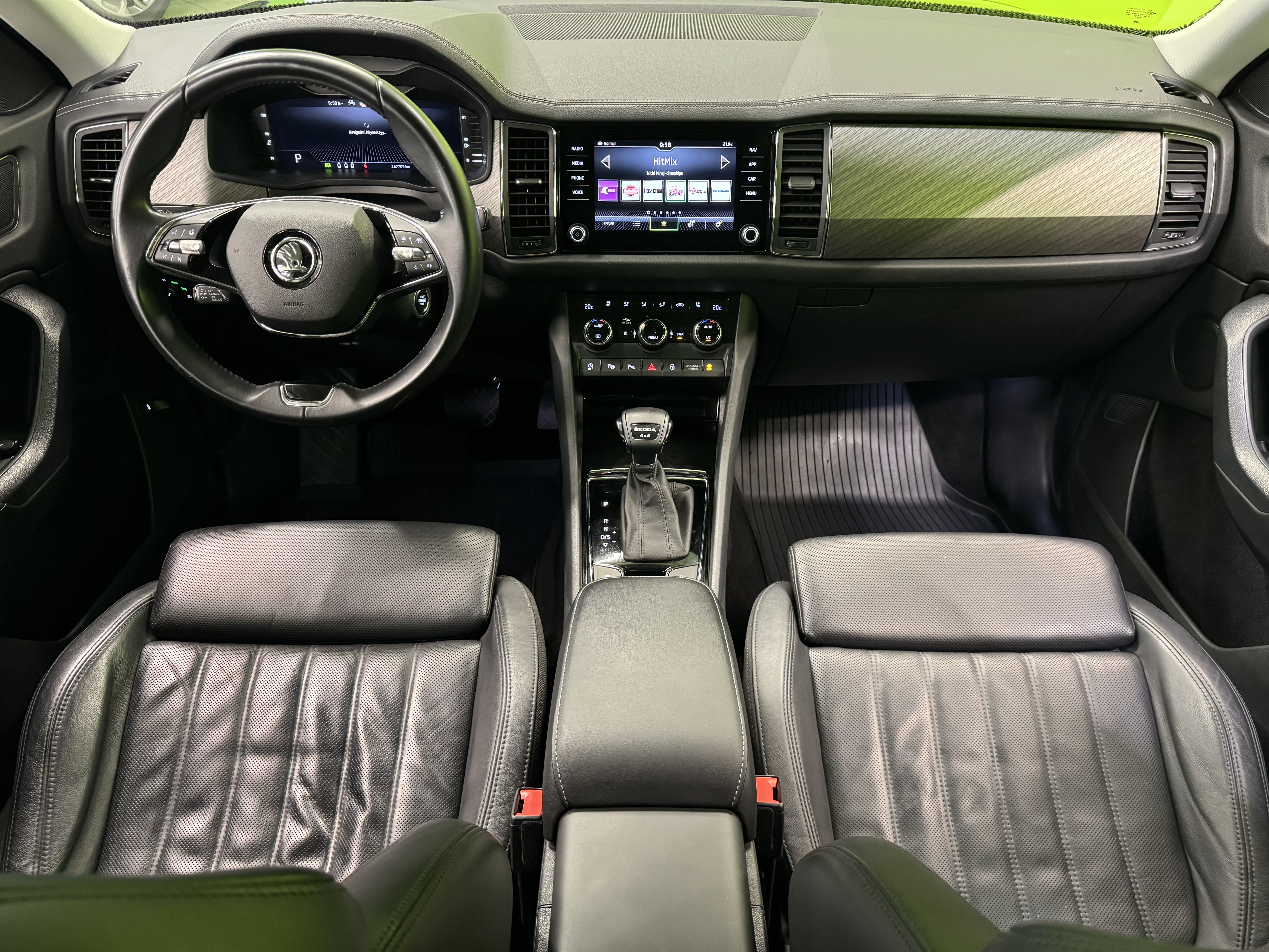 Skoda Kodiaq 2022, photo 6/22