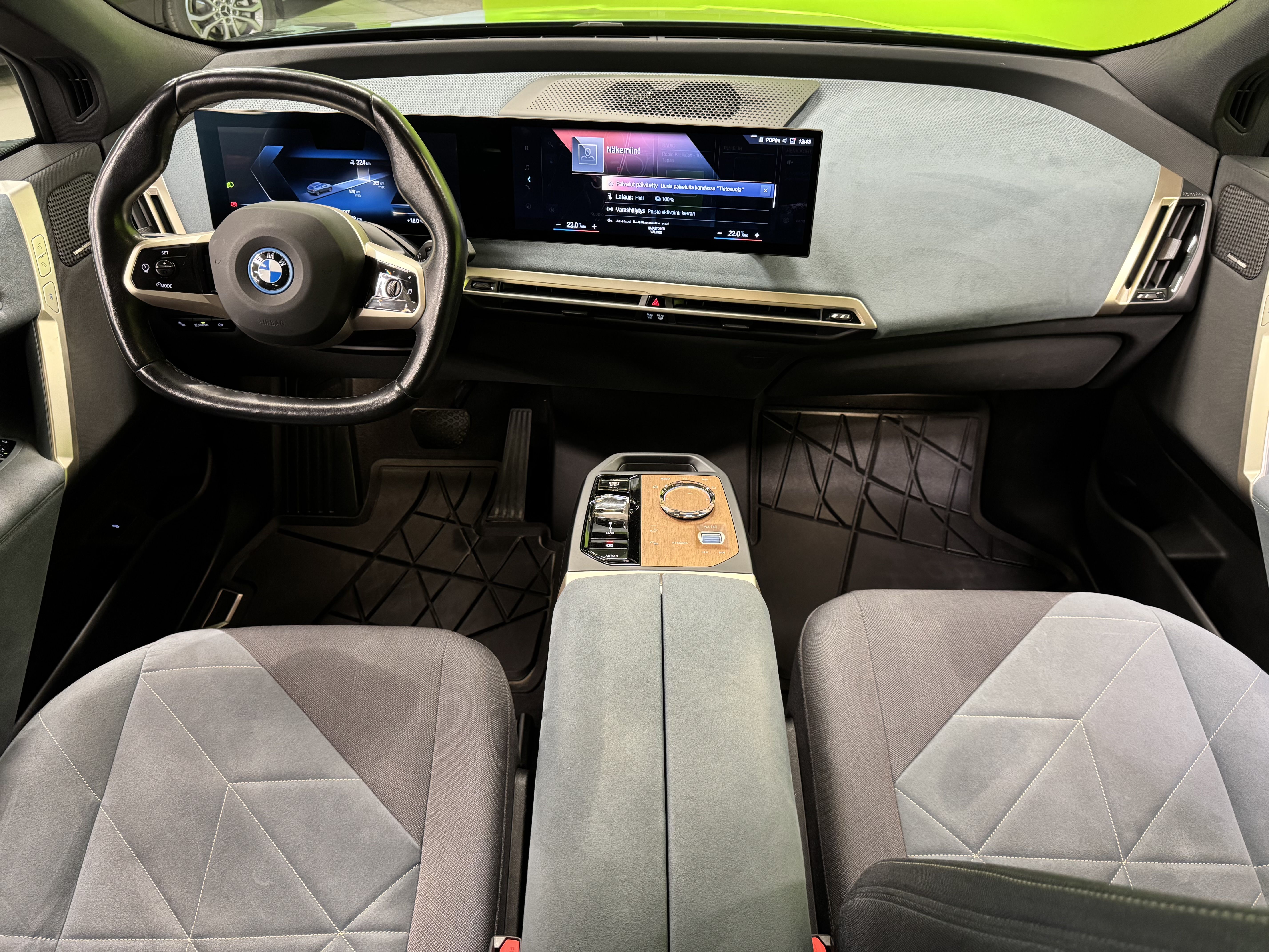 BMW iX iX xDrive40 2023, photo 6/22