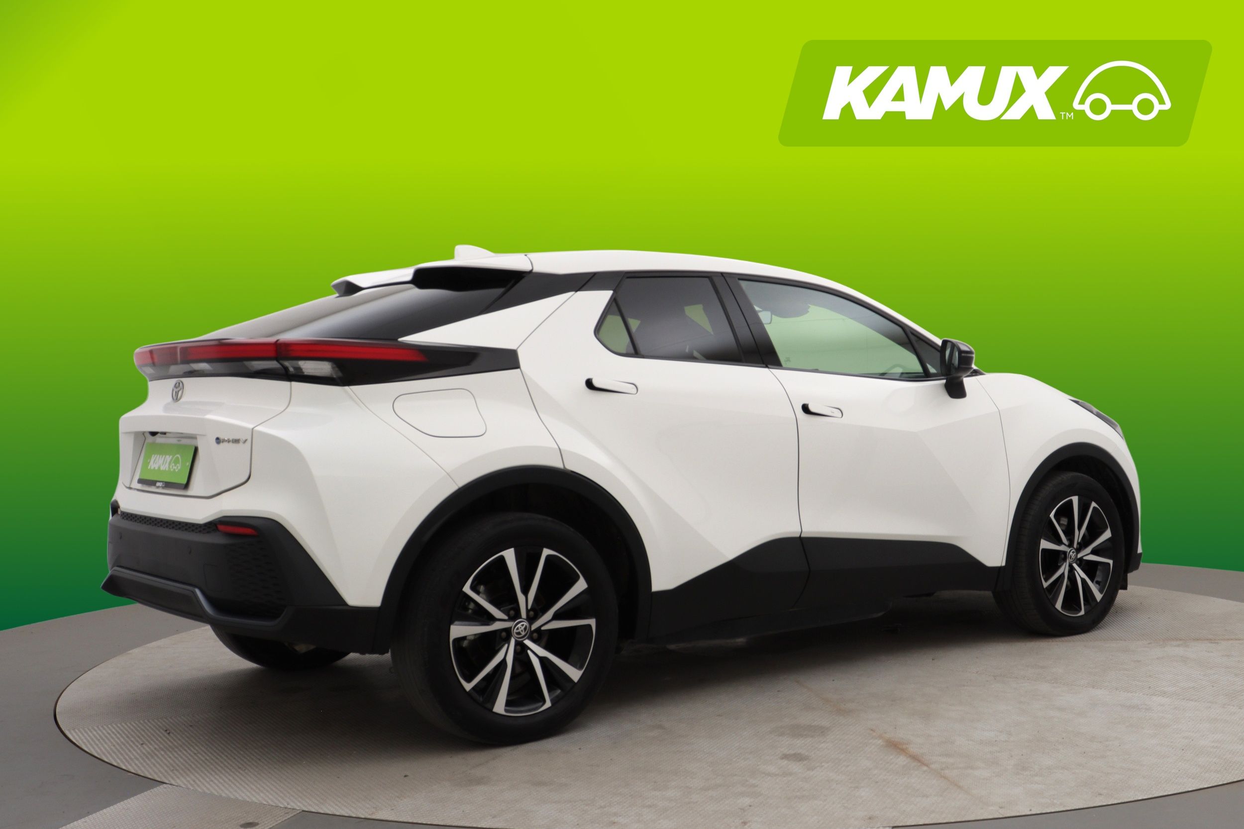 Toyota C-HR 2,0 Plug-in Hybrid Intense 2024, kuva 2/26
