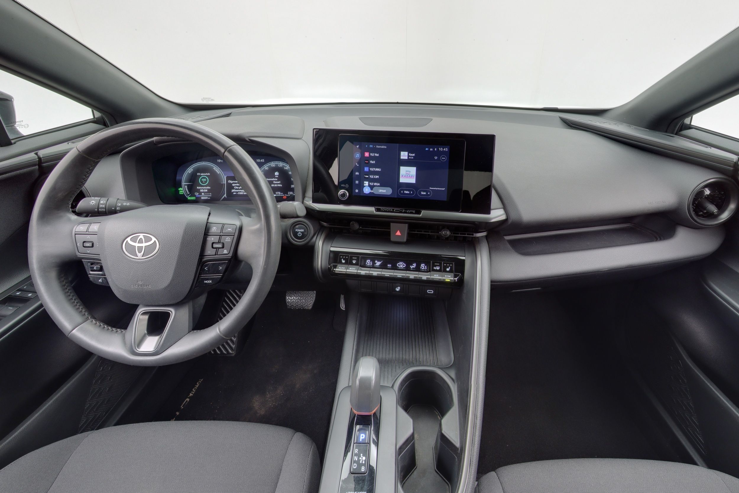 Toyota C-HR 2,0 Plug-in Hybrid Intense 2024, kuva 7/26