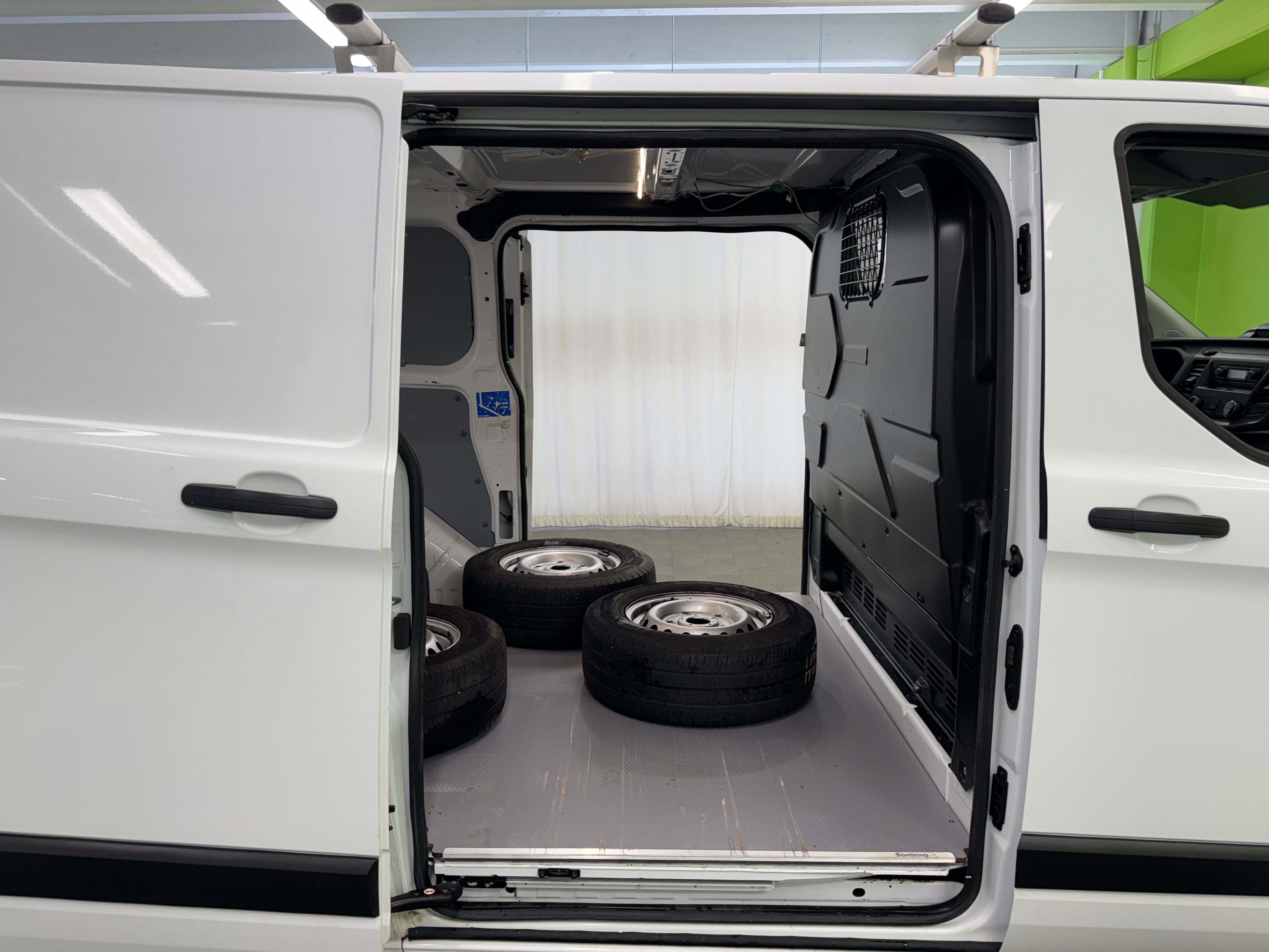 Ford Transit Custom 2021, kuva 7/16